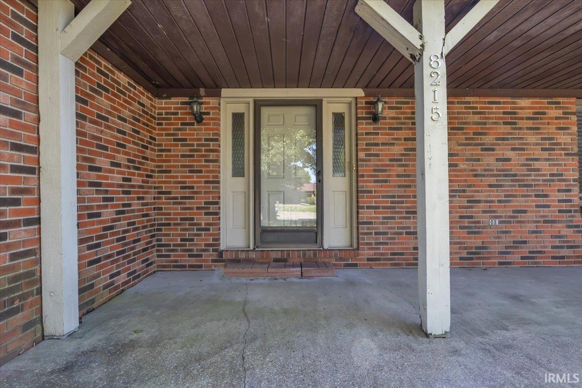 Photo 3 of Manufactured home for sale at 8215 Kingswood Ct, Evansville, IN 47715 | MLS# 202639074 | Listing updated on 2026-09-21