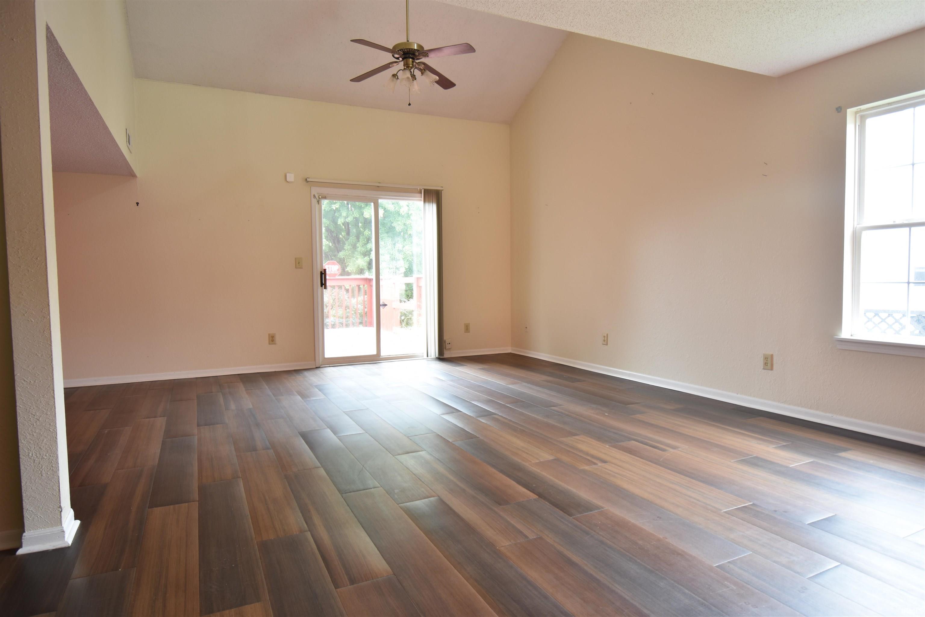 Photo 4 of Manufactured home for sale at 1109 W Pine Meadow Dr, Bloomington, IN 47403 | MLS# 202639084 | Listing updated on 2026-09-21