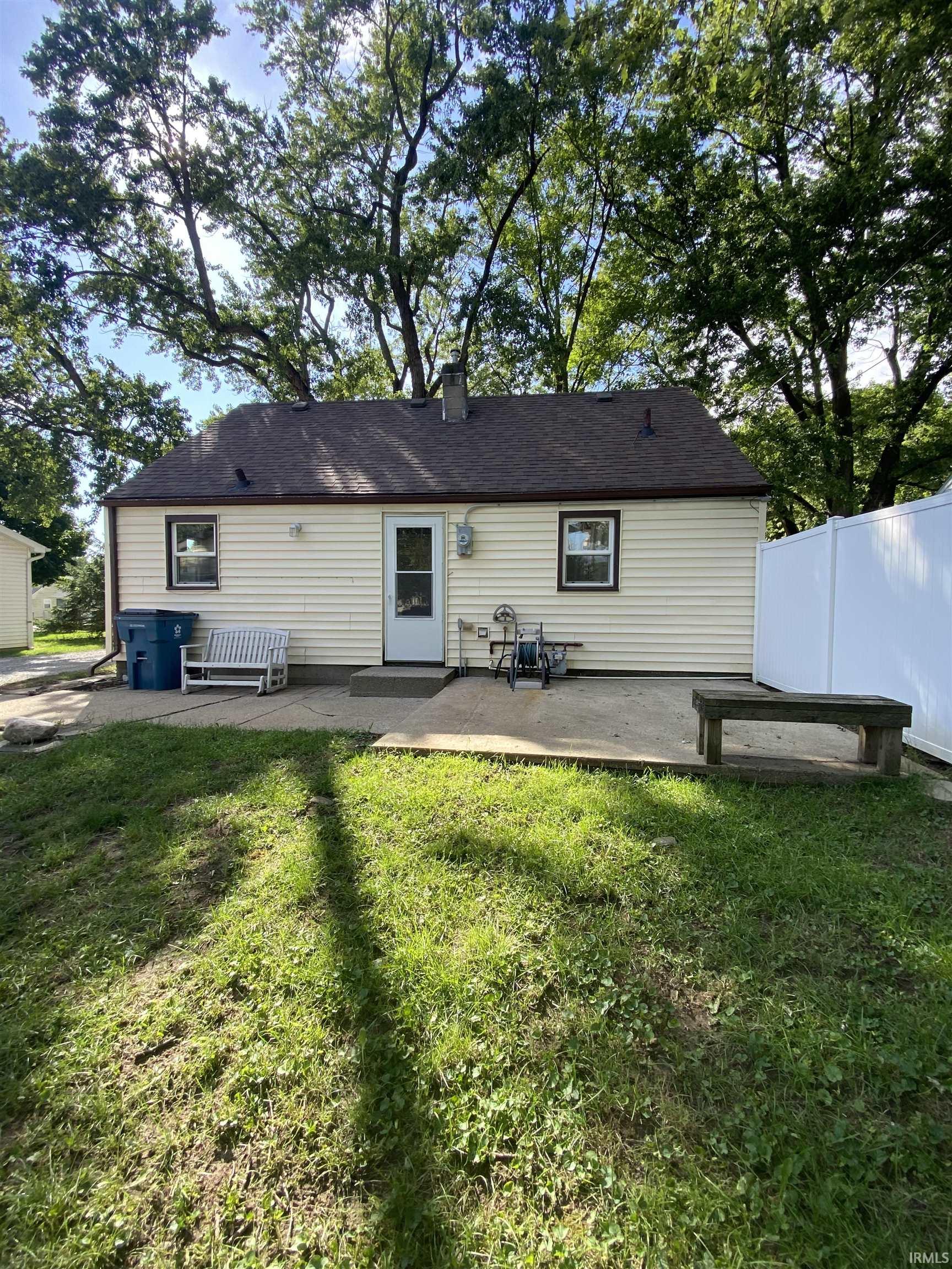 Photo 3 of Sale Pending at 15204 James Dr, Leo, IN 46765 | MLS# 202639091 | Listing updated on 2026-09-27