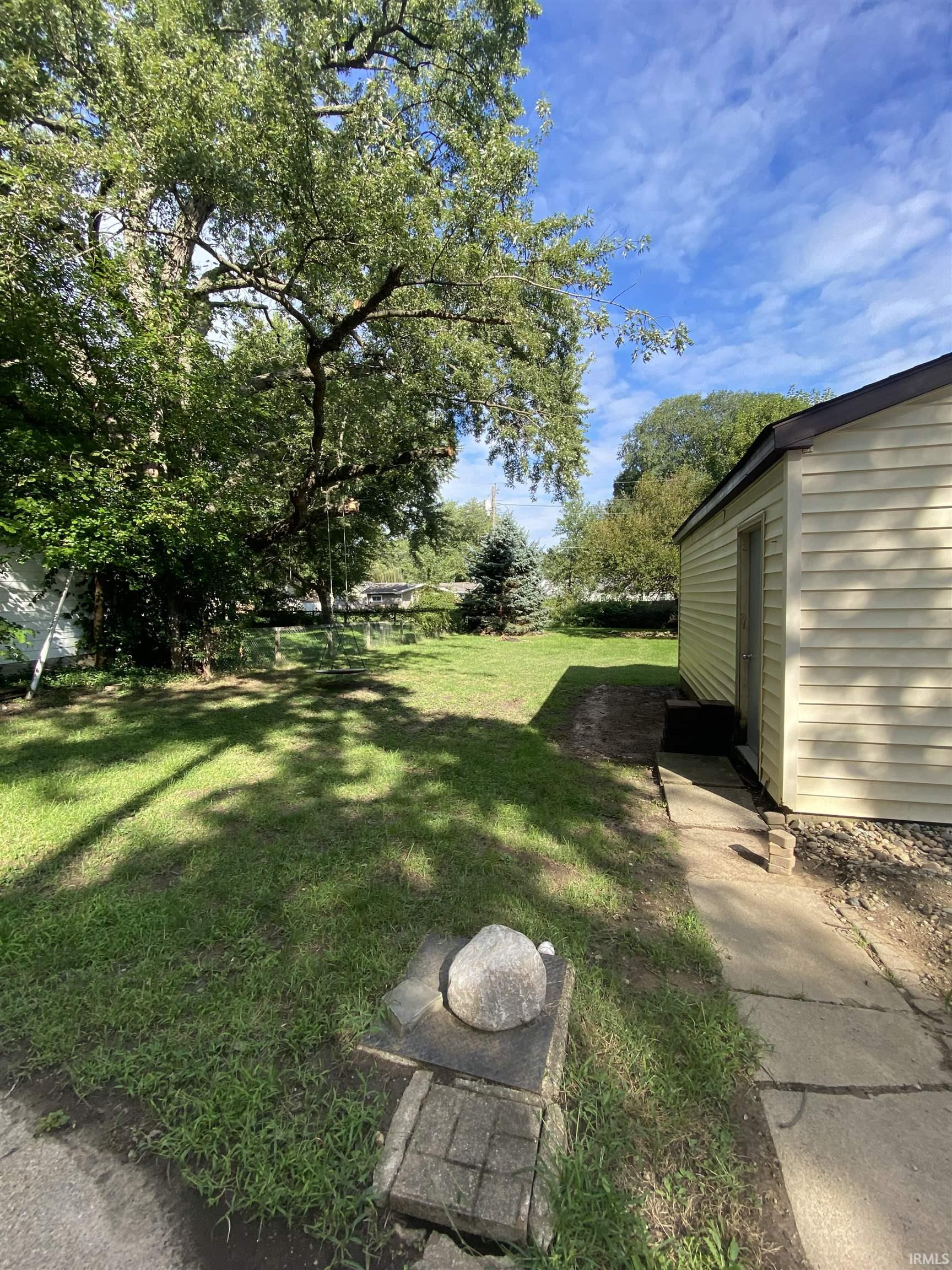 Photo 4 of Sale Pending at 15204 James Dr, Leo, IN 46765 | MLS# 202639091 | Listing updated on 2026-09-27