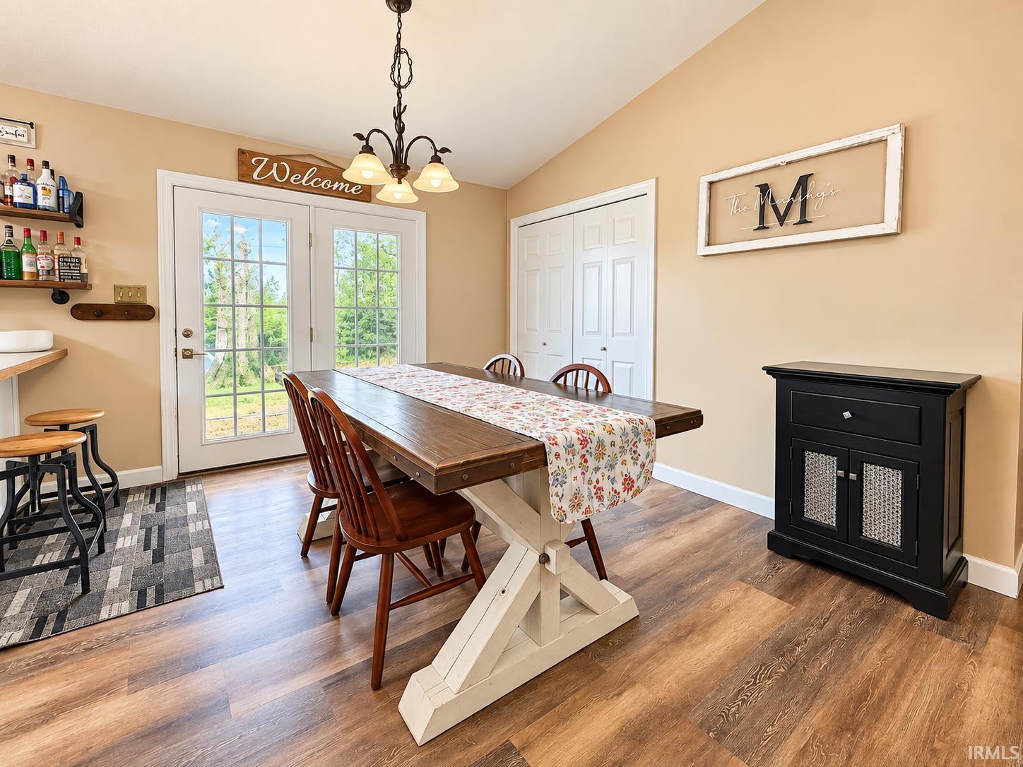 Photo 4 of Sale Pending at 1835 Glenmoor Rd, Evansville, IN 47715 | MLS# 202639123 | Listing updated on 2026-09-27