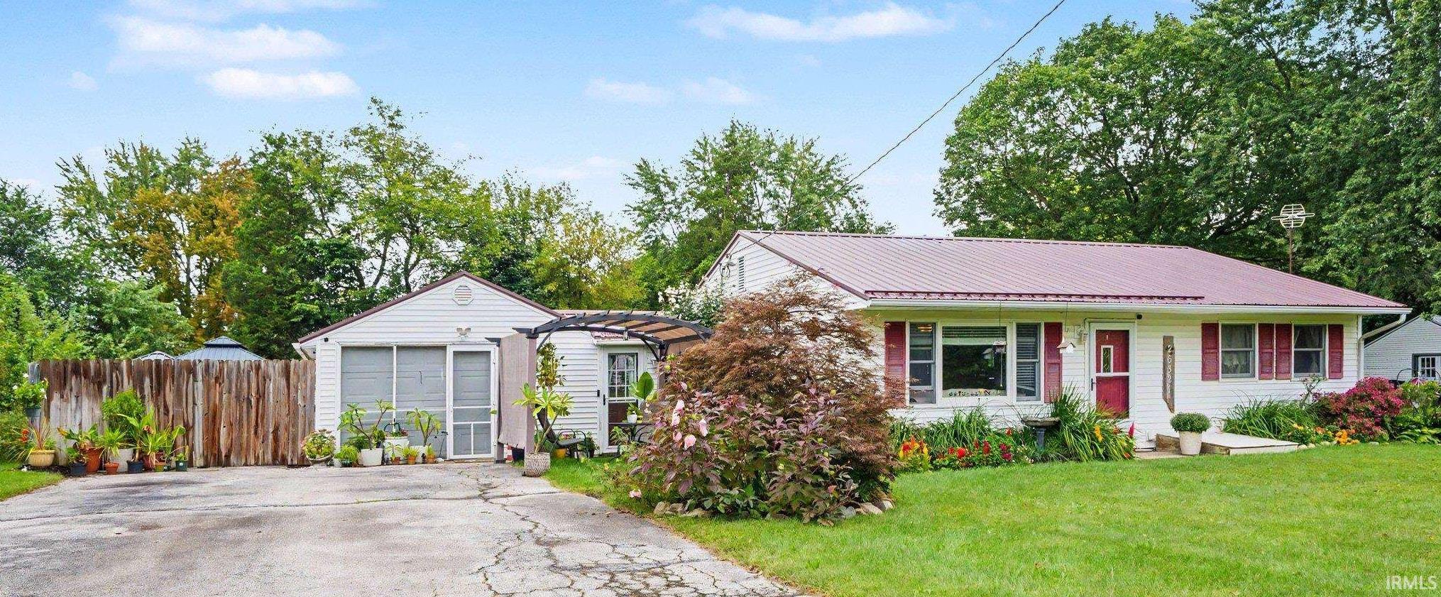 Photo 2 of Sale Pending at 26321 Leland Rd, Elkhart, IN 46514 | MLS# 202639179 | Listing updated on 2026-09-23