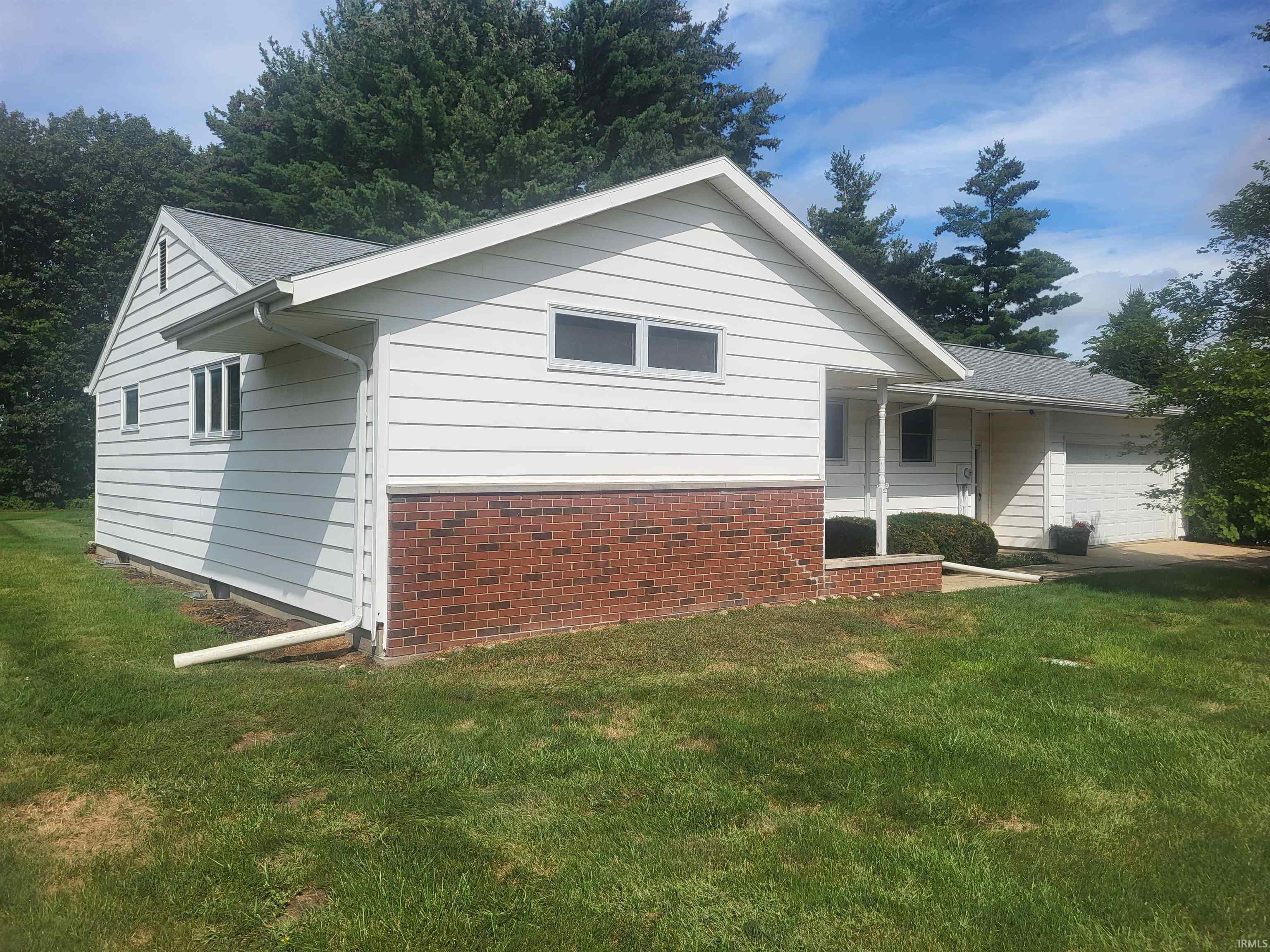 Photo 3 of Sale Pending at 12618 Plymouth Goshen Trl, Plymouth, IN 46563 | MLS# 202639200 | Listing updated on 2026-09-29