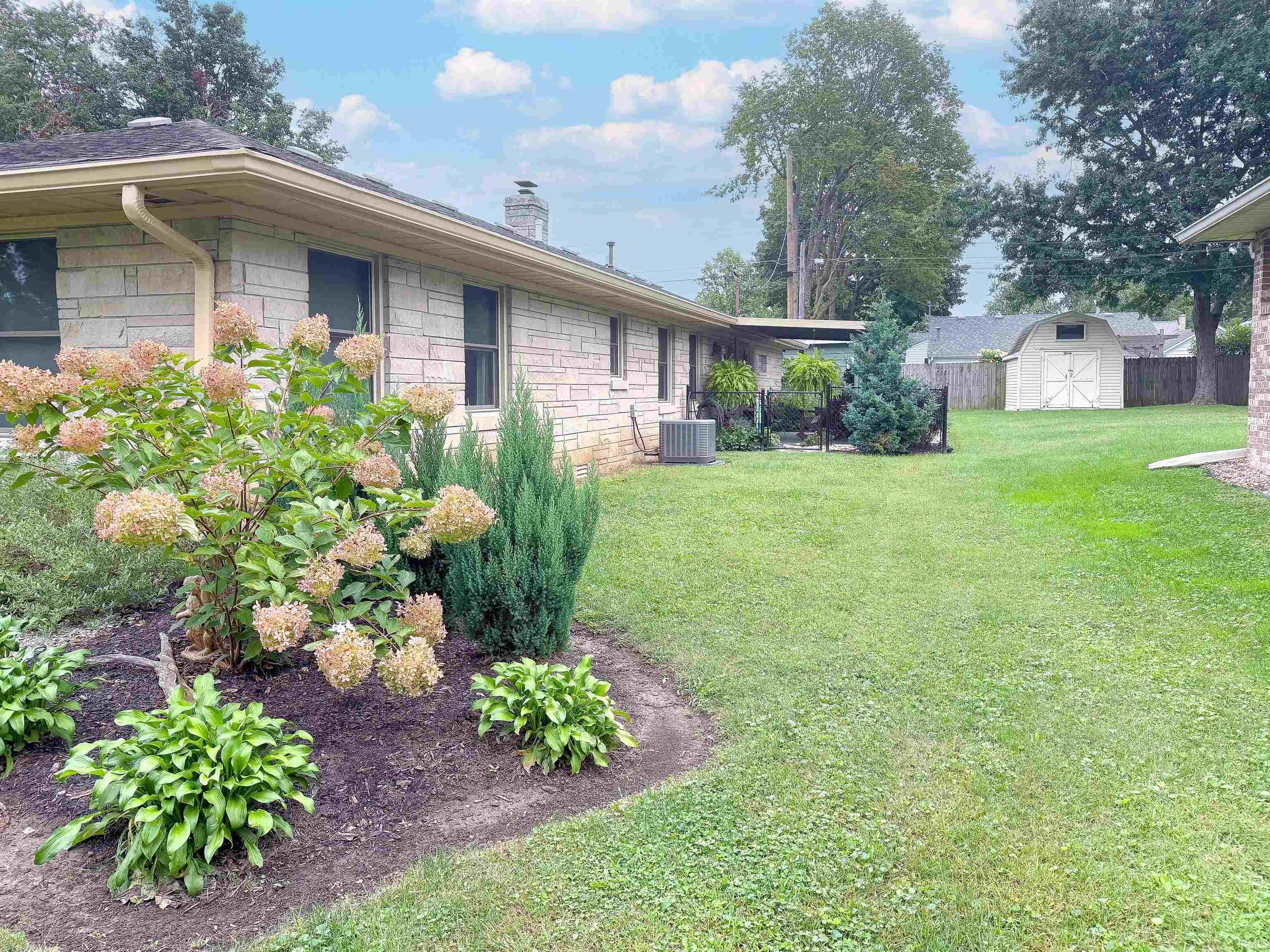 Photo 4 of Manufactured home for sale at 721 Maplecrest Ave, Kokomo, IN 46902 | MLS# 202639217 | Listing updated on 2026-09-23