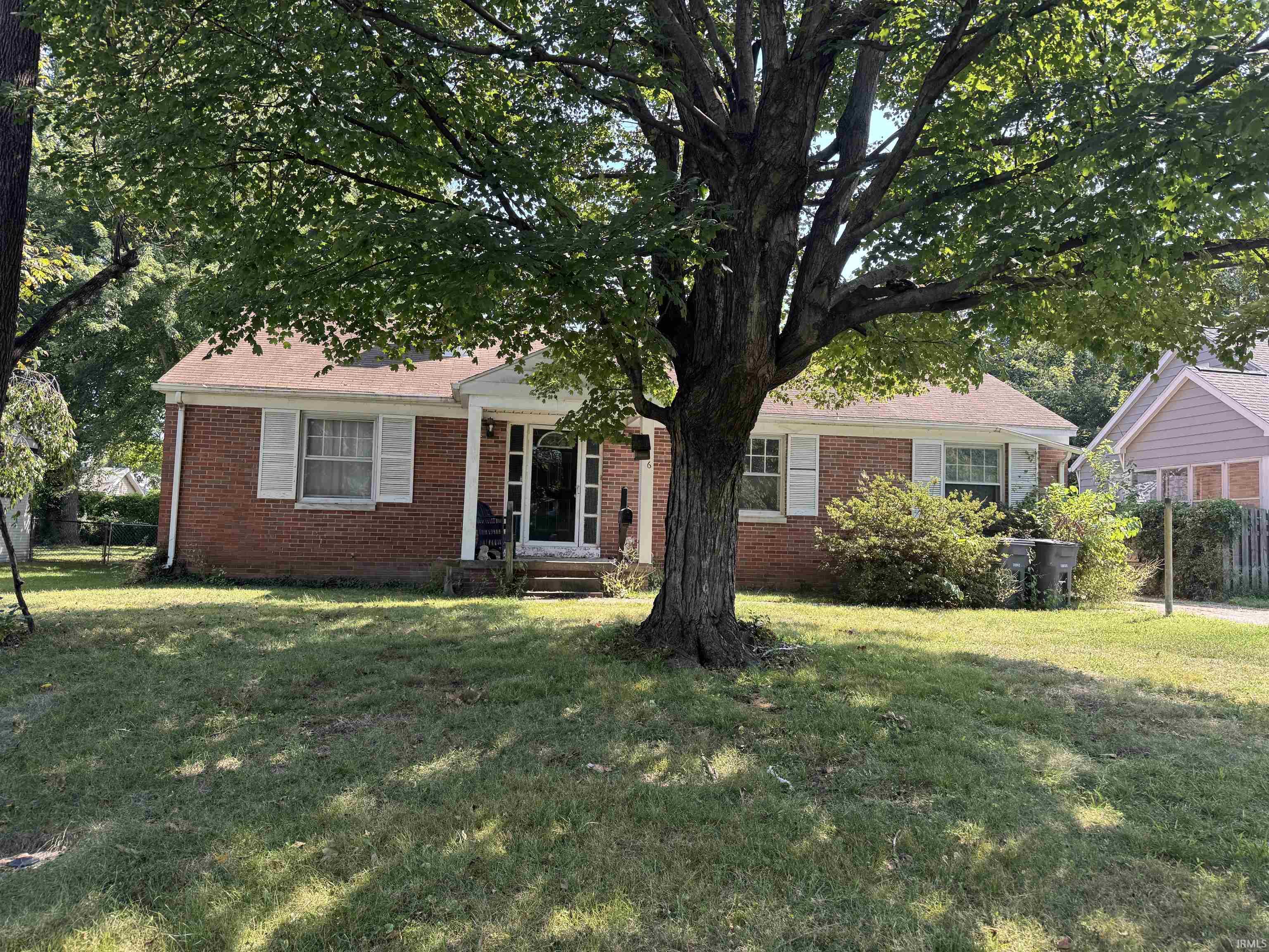 Photo 1 of Sale Pending at 216 S Harper Ave, Evansville, IN 47714 | MLS# 202639237 | Listing updated on 2026-09-24