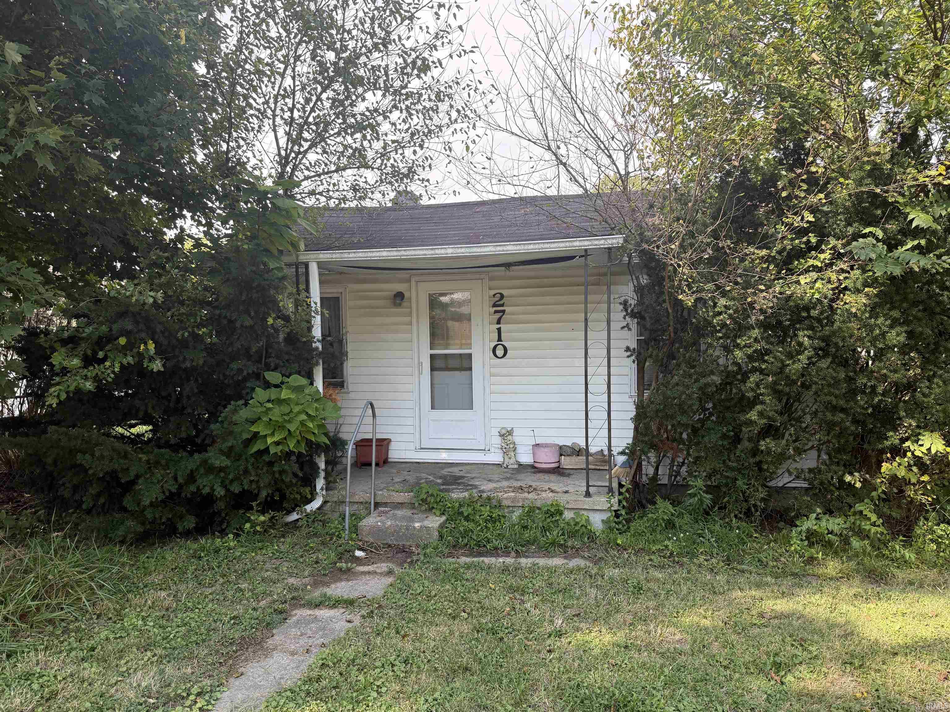 Manufactured home for sale at 2710 Sycamore St, New Castle, IN 47362 | MLS# 202639349