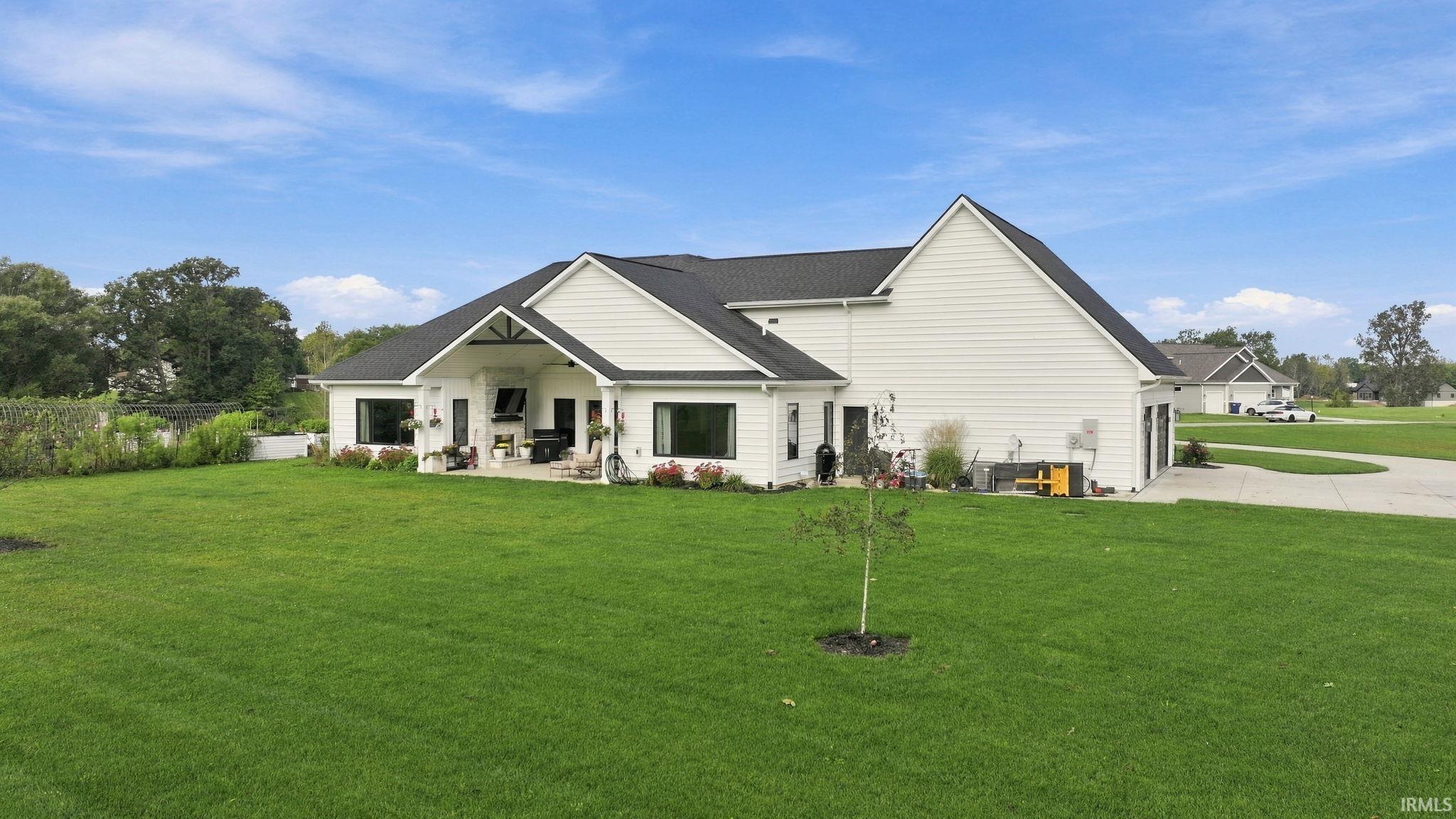 Photo 3 of Sale Pending at 1287 Stintson Dr, Huntington, IN 46750 | MLS# 202639363 | Listing updated on 2026-10-02