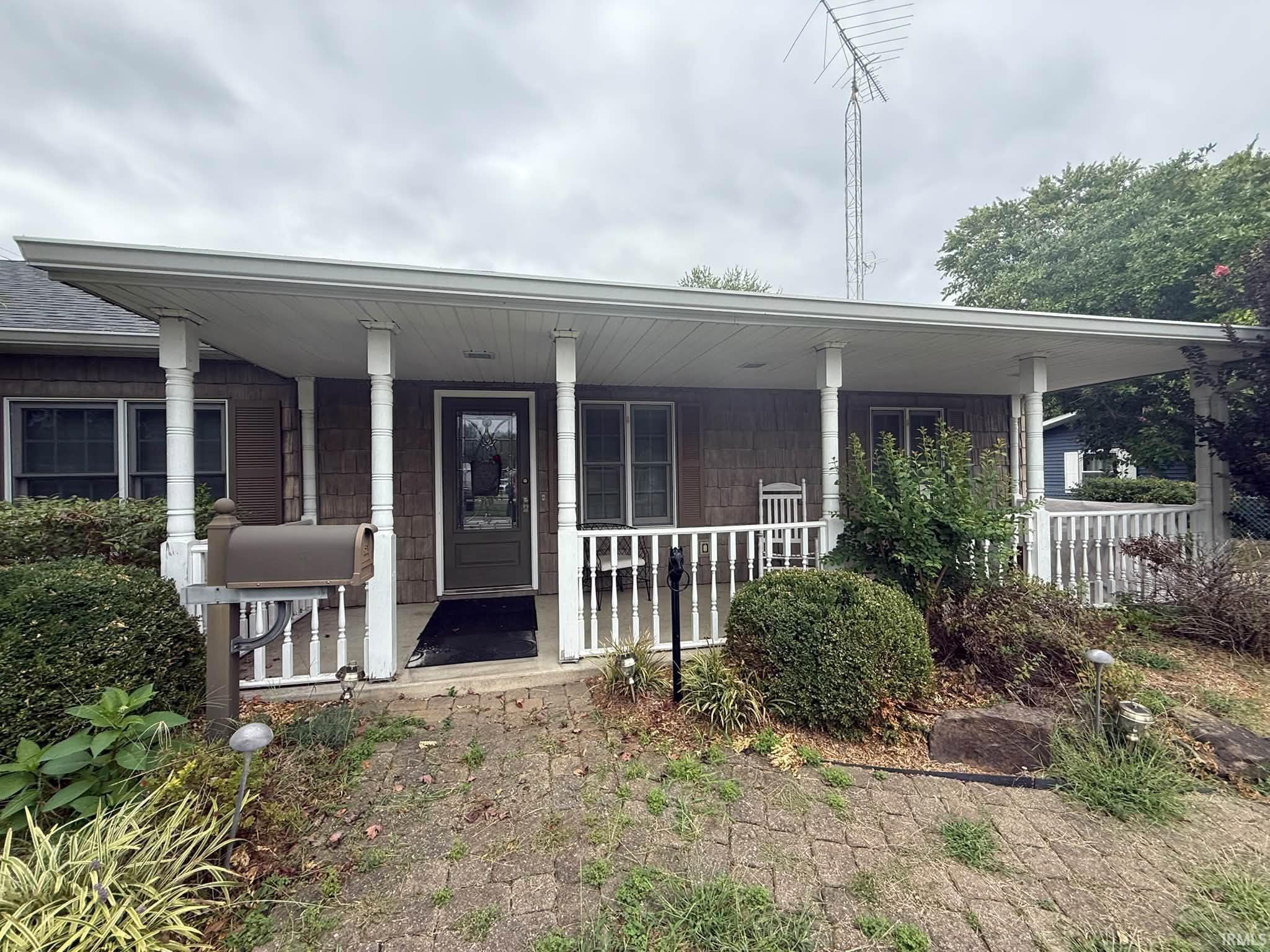 Photo 2 of Manufactured home for sale at 19 S 21st Street, Vincennes, IN 47591 | MLS# 202639367 | Listing updated on 2026-09-23