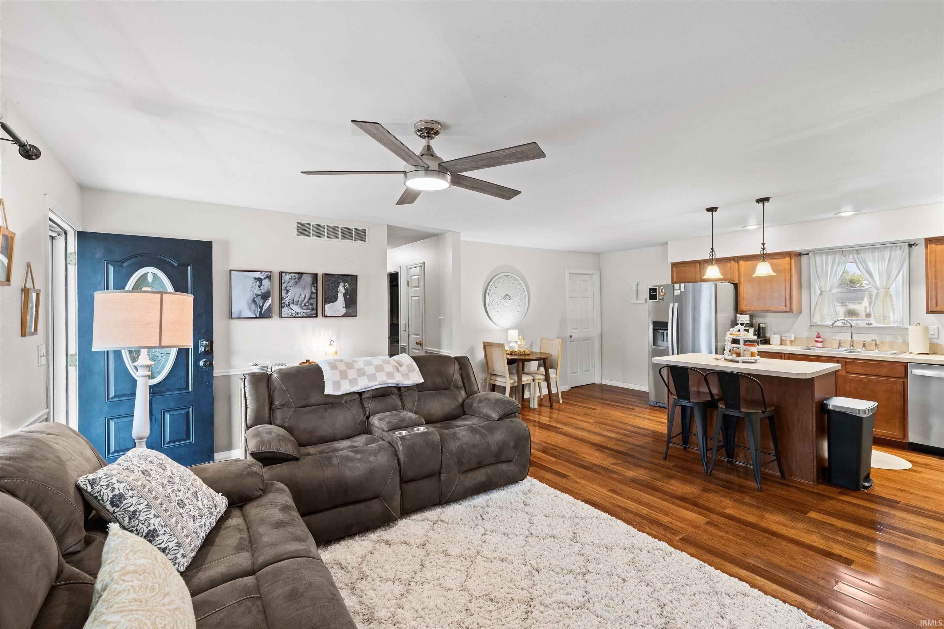 Photo 4 of Sale Pending at 906 S Robin St, Princeton, IN 47670 | MLS# 202639386 | Listing updated on 2026-09-28