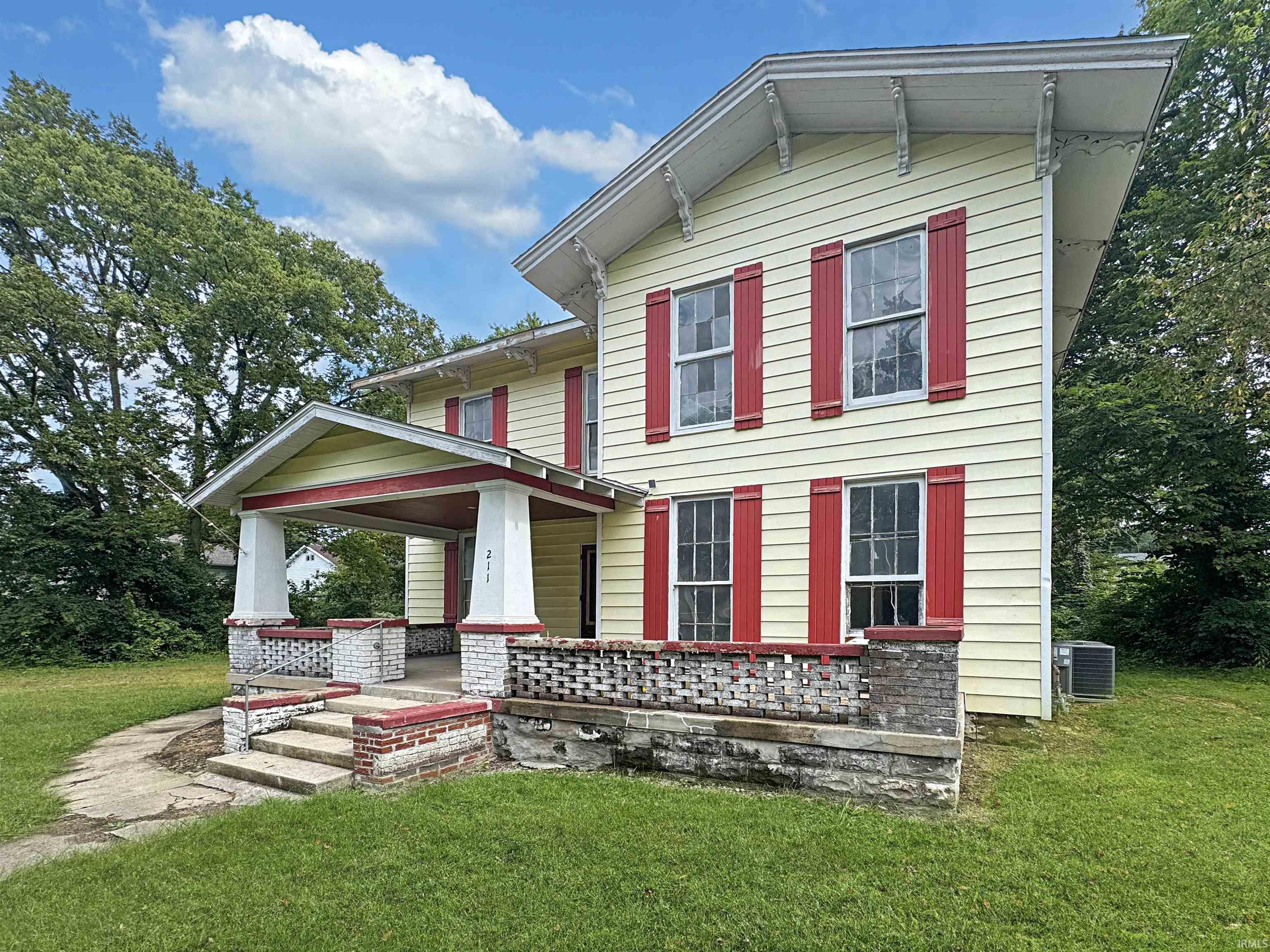 Photo 1 of Manufactured home for sale at 211 S Bloomington St, Greencastle, IN 46135 | MLS# 202639428 | Listing updated on 2026-09-24