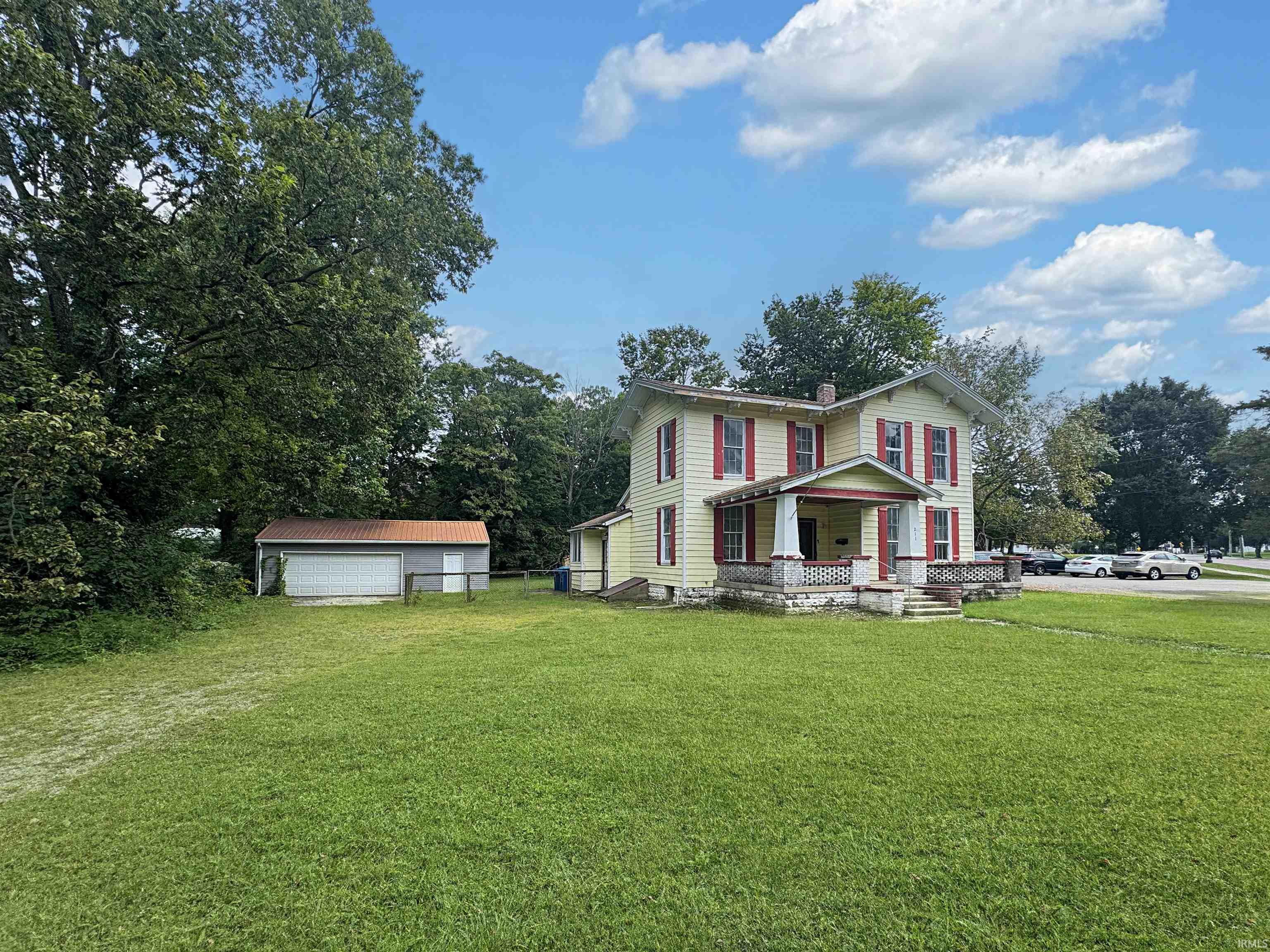 Photo 2 of Manufactured home for sale at 211 S Bloomington St, Greencastle, IN 46135 | MLS# 202639428 | Listing updated on 2026-09-24