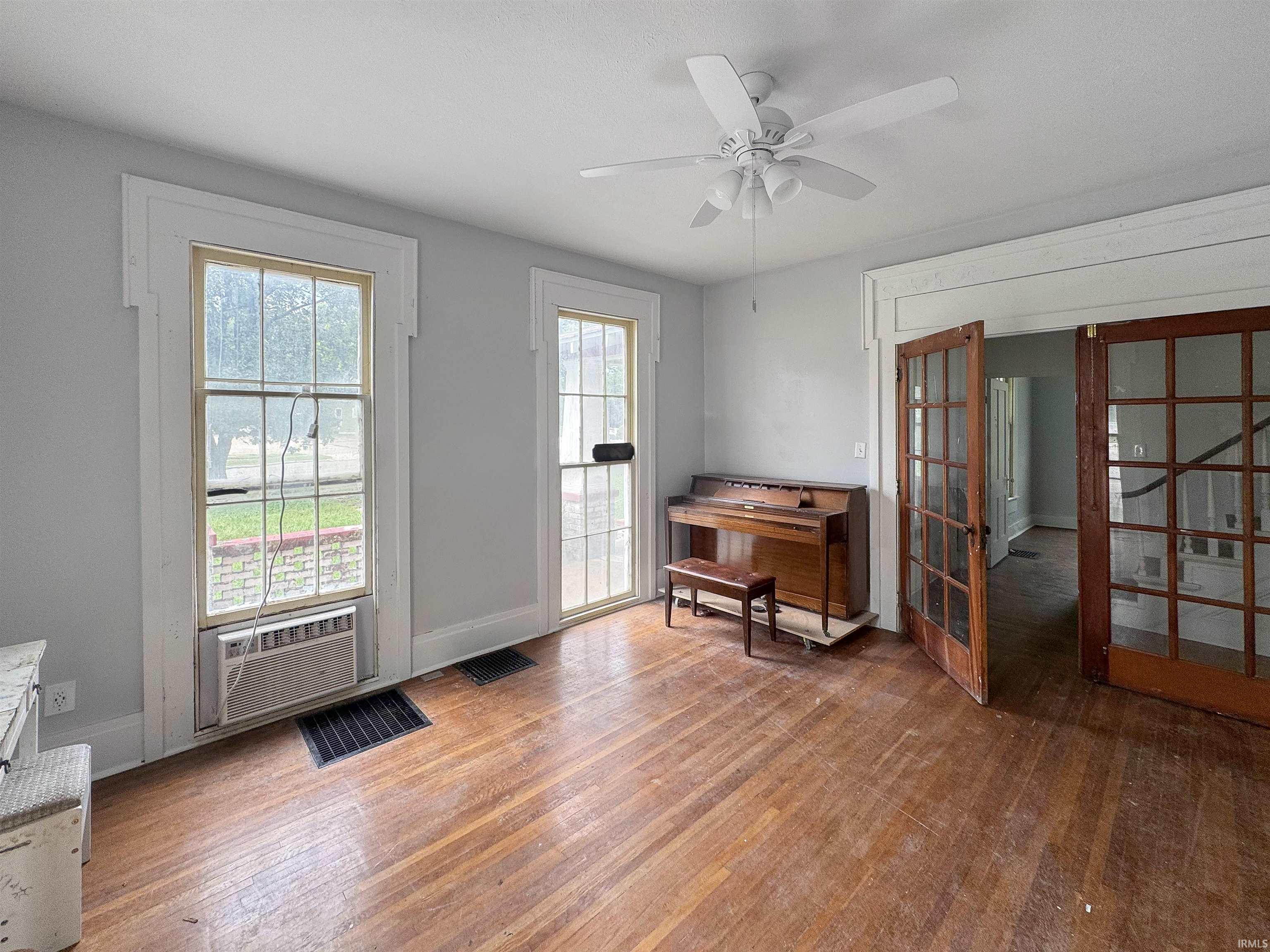 Photo 3 of Manufactured home for sale at 211 S Bloomington St, Greencastle, IN 46135 | MLS# 202639428 | Listing updated on 2026-09-24