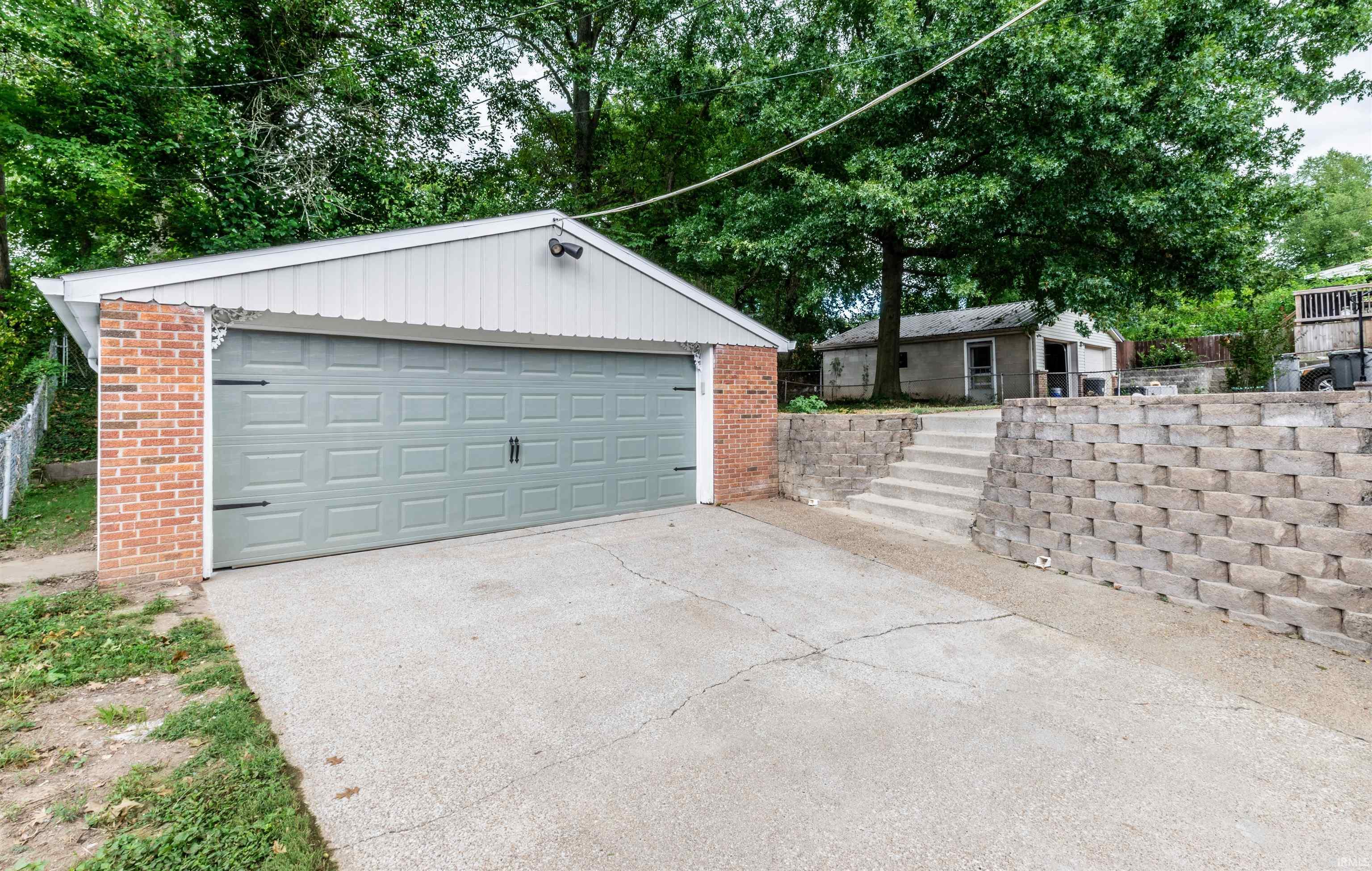 Photo 2 of Manufactured home for sale at 1306 Terrace Ave, Evansville, IN 47720 | MLS# 202639493 | Listing updated on 2026-10-03