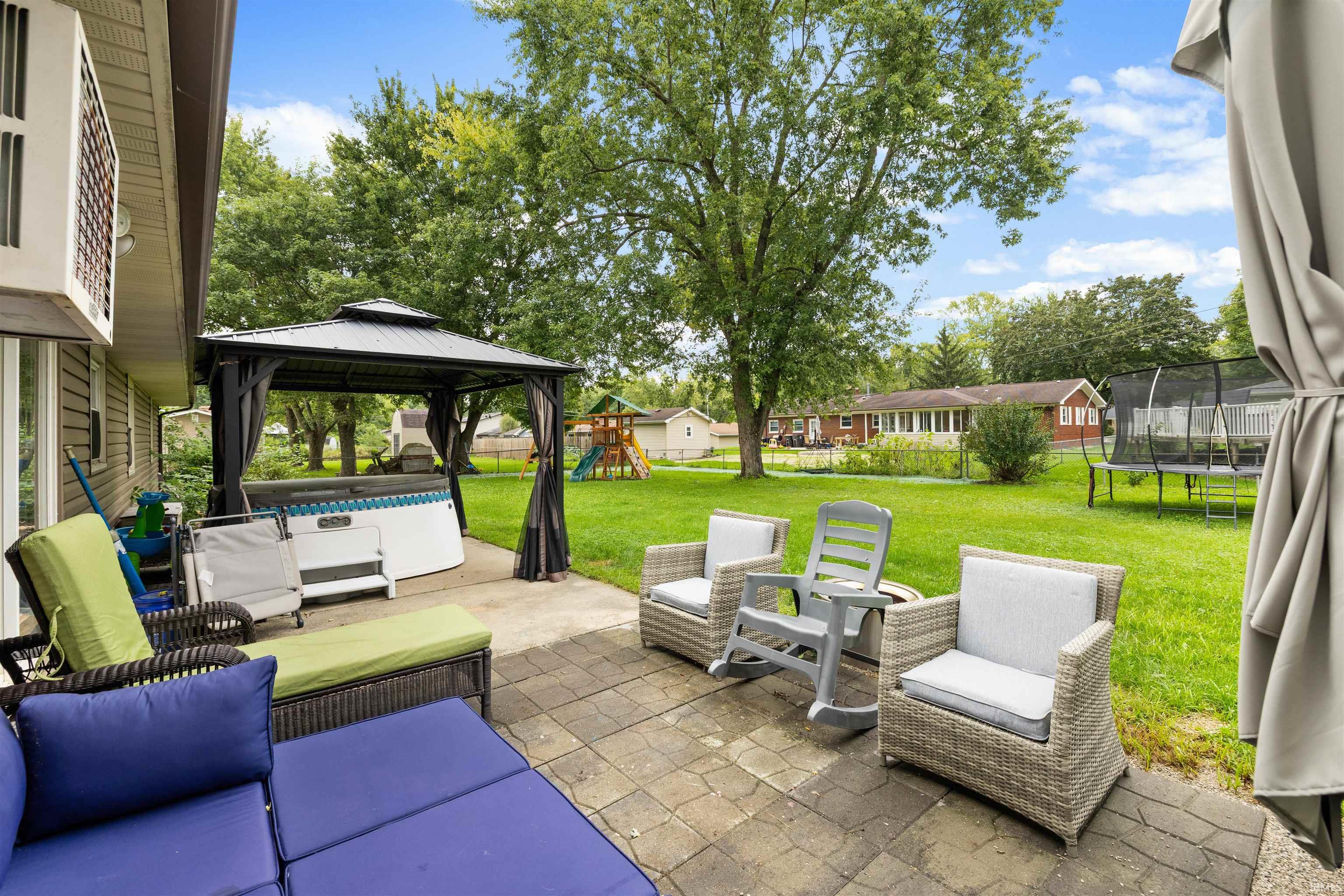 Photo 3 of Sale Pending at 4932 Starwood Dr, Fort Wayne, IN 46835 | MLS# 202639536 | Listing updated on 2026-09-28