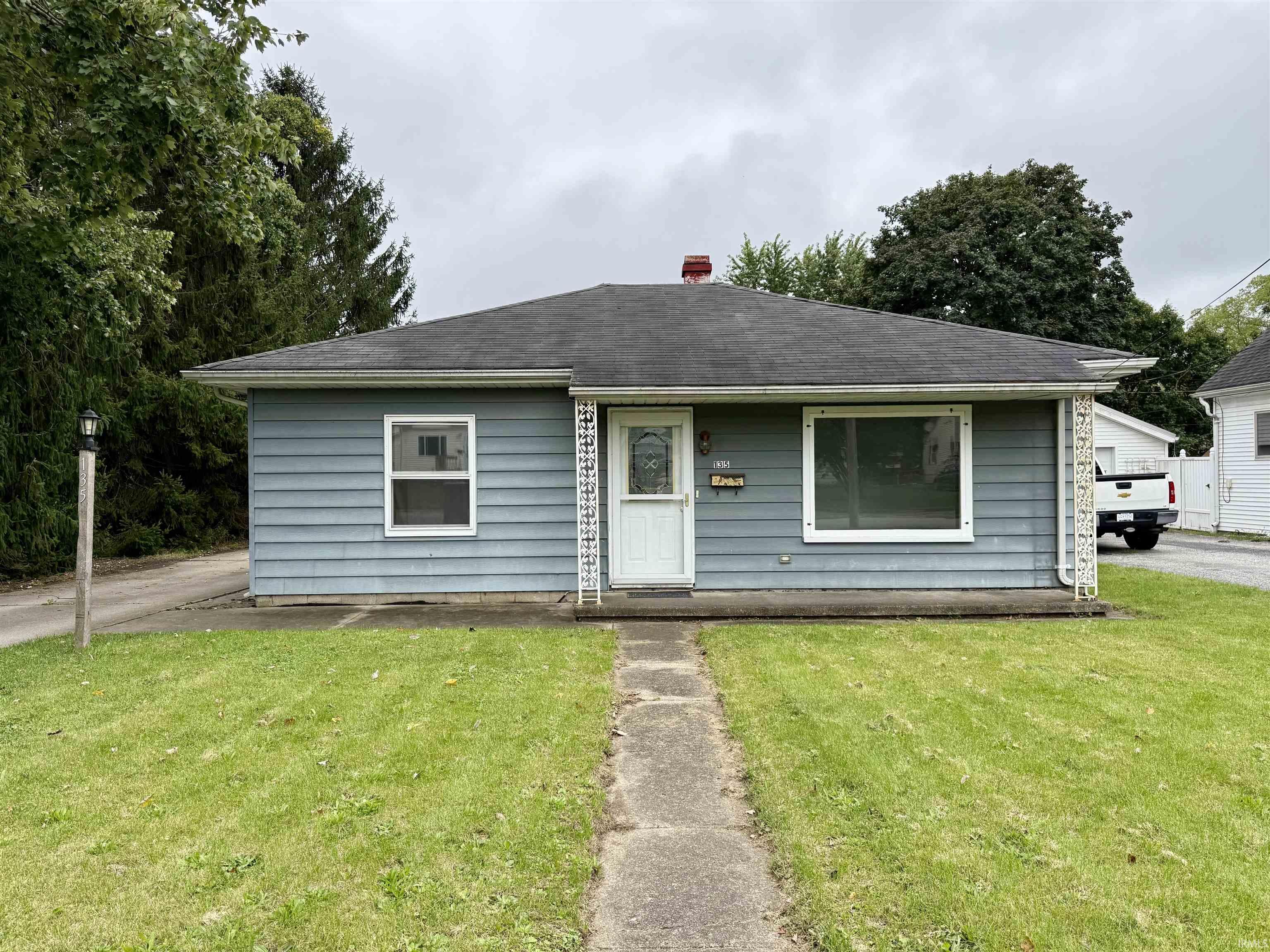 Photo 2 of Sale Pending at 135 E Harrison Ave, Wabash, IN 46992 | MLS# 202639646 | Listing updated on 2026-09-28