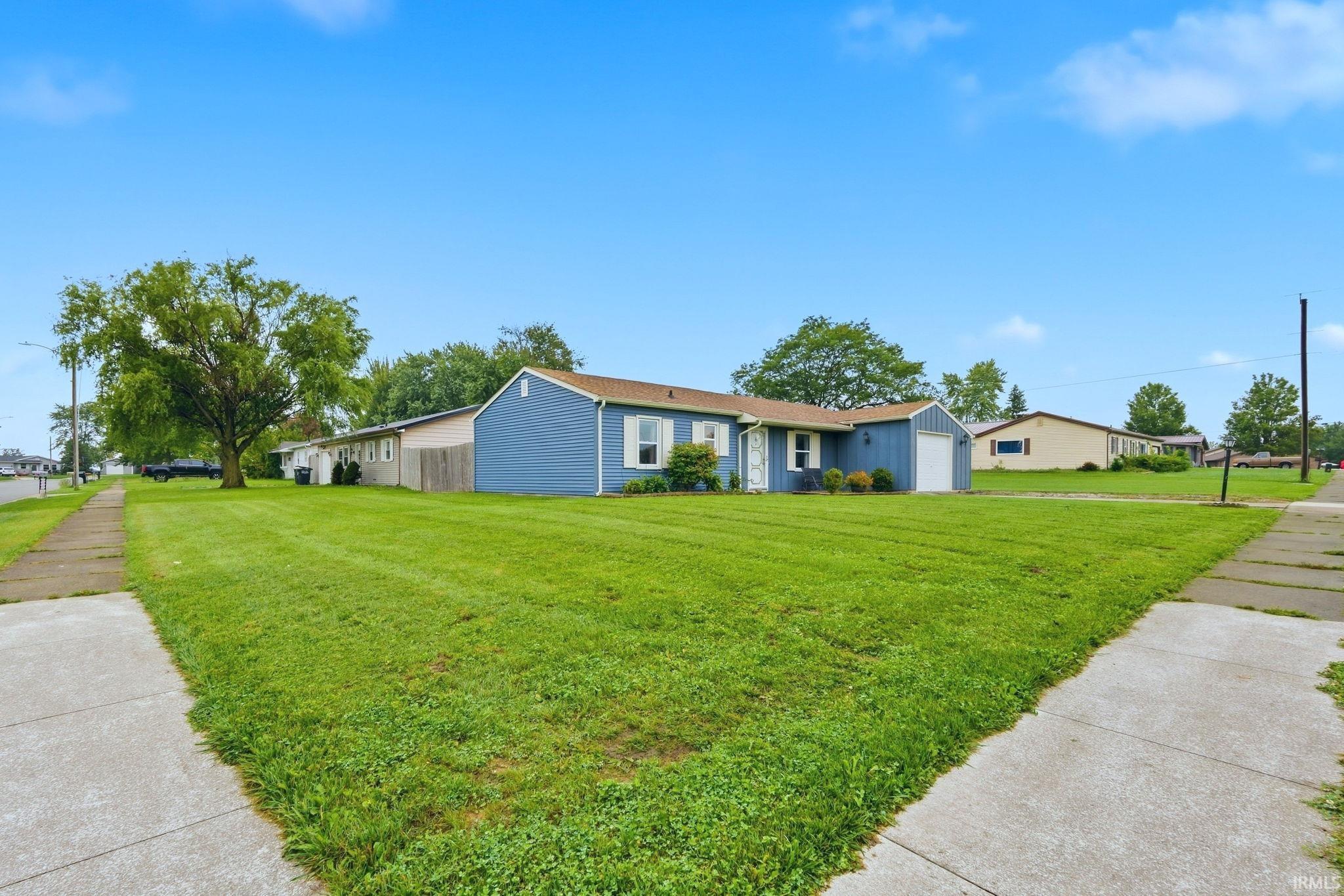 Photo 3 of Sale Pending at 2006 Cortez Dr, Kendallville, IN 46755 | MLS# 202639781 | Listing updated on 2026-09-28