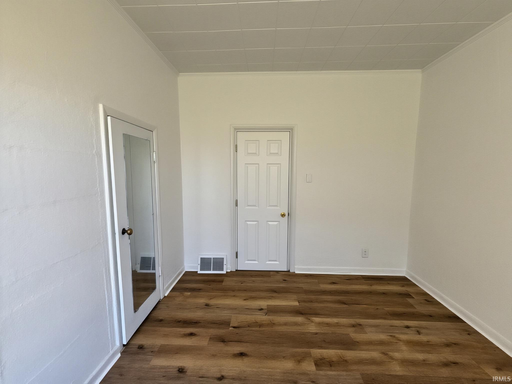 Photo 4 of Manufactured home for sale at 710 Laporte Ave, South Bend, IN 46628 | MLS# 202639793 | Listing updated on 2026-09-27