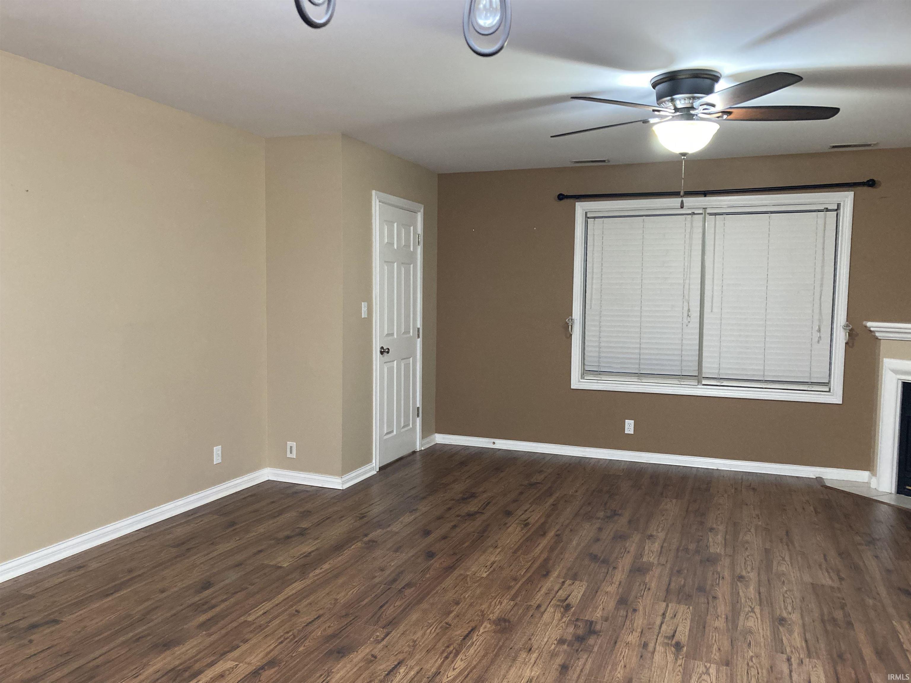 Photo 4 of Sale Pending at 2911 Dexter Ct, Evansville, IN 47714 | MLS# 202639804 | Listing updated on 2026-09-26