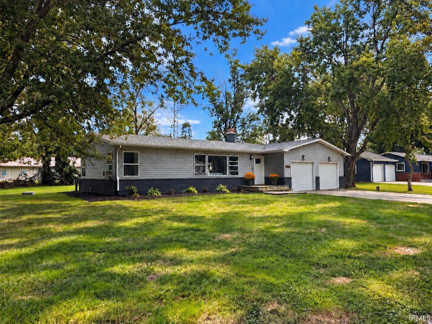 Photo 3 of Sale Pending at 5568 E Neininger Dr, Monticello, IN 47960 | MLS# 202639823 | Listing updated on 2026-09-28