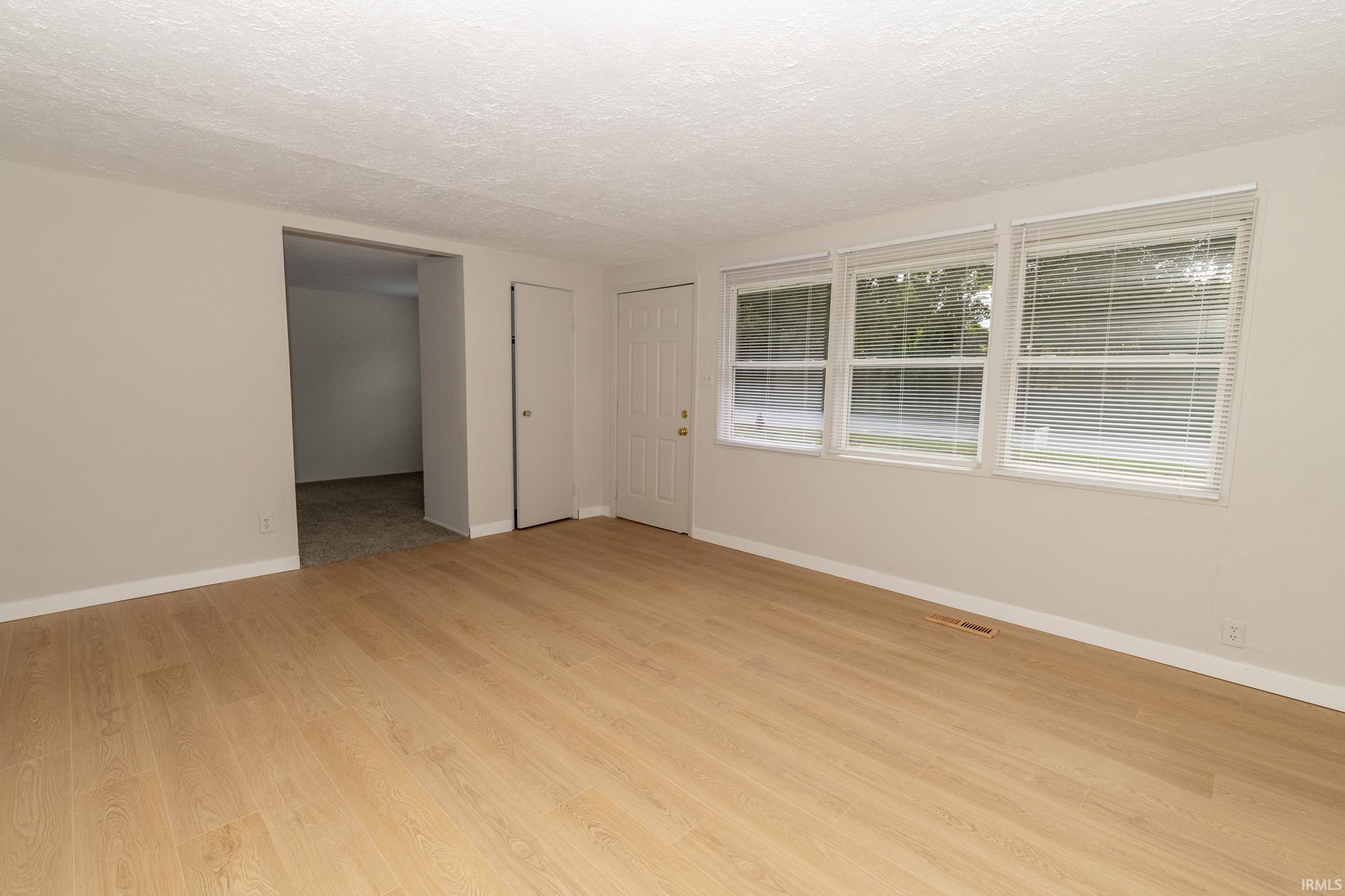 Photo 3 of Sale Pending at 3127 Mckinley, South Bend, IN 46615 | MLS# 202640000 | Listing updated on 2026-09-29