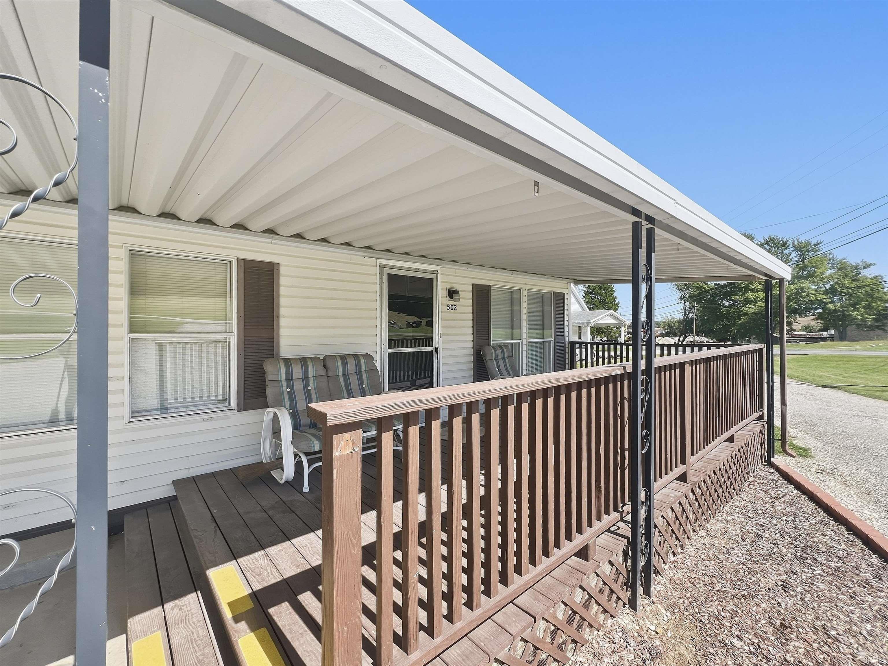 Photo 3 of Sale Pending at 502 Old Sr 231, Huntingburg, IN 47542 | MLS# 202640015 | Listing updated on 2026-09-29