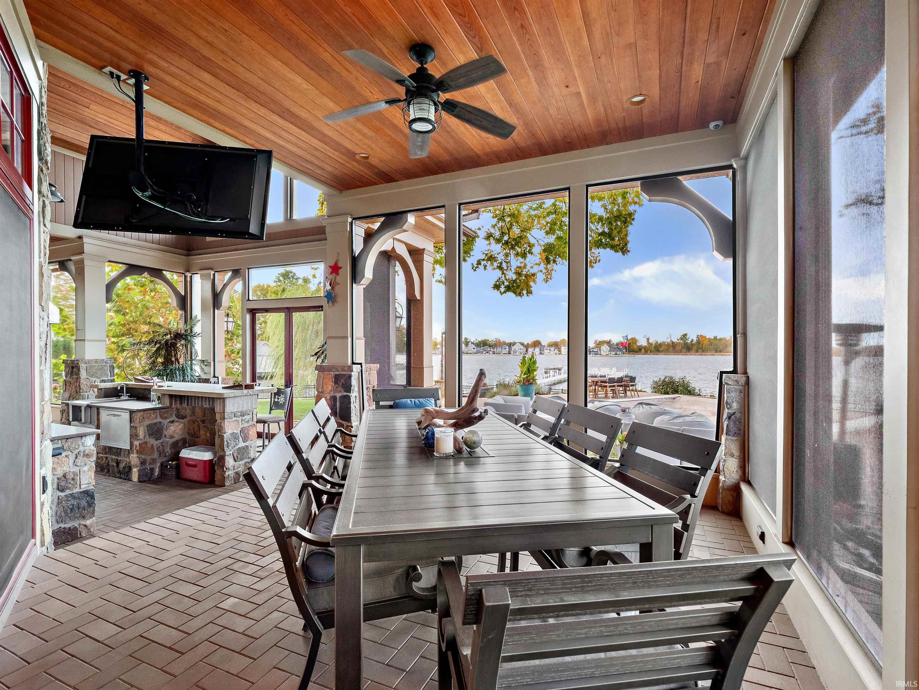 Property Photo 34
