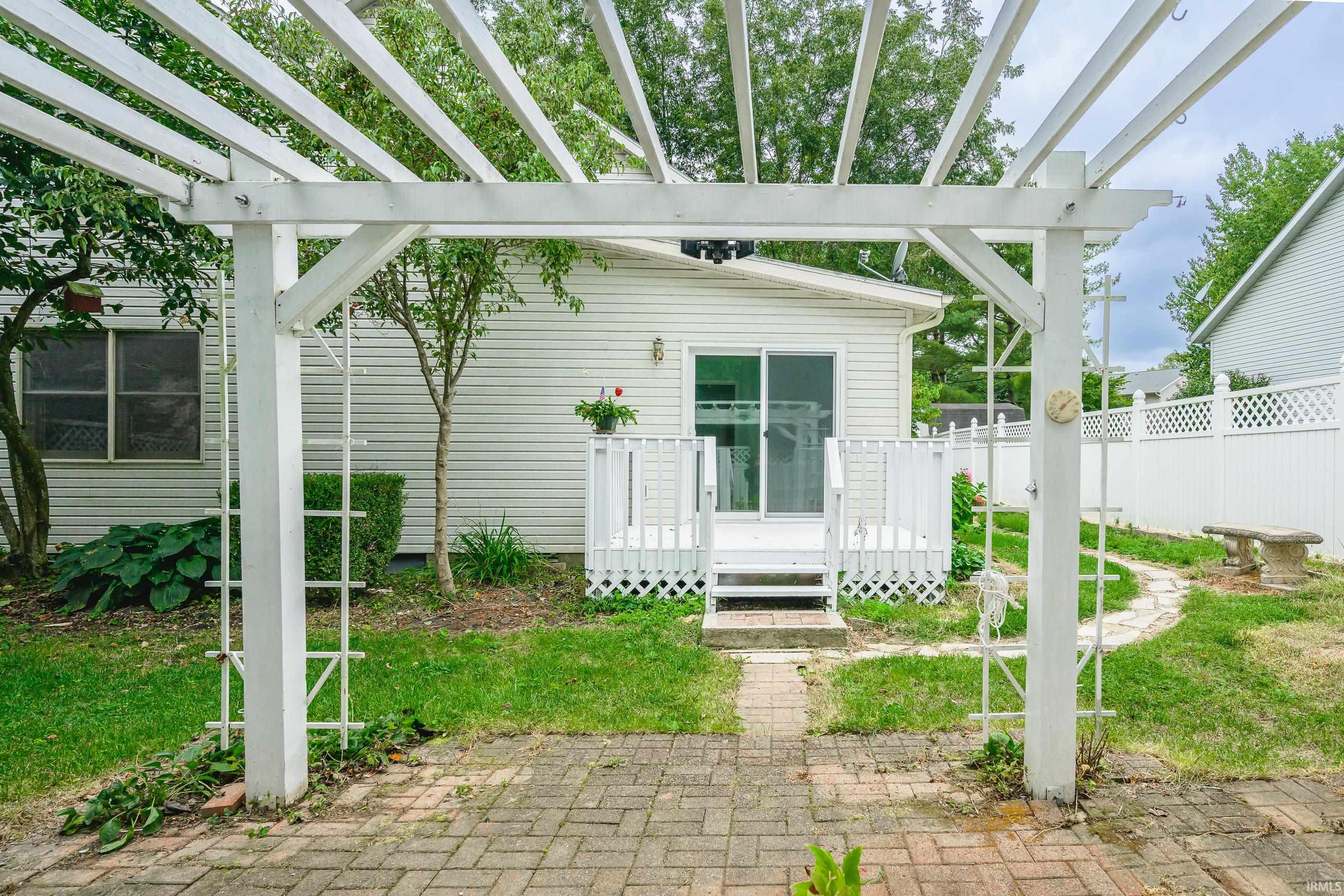 Photo 2 of Manufactured home for sale at 600 W Cyprus Cir, Bloomington, IN 47403 | MLS# 202640041 | Listing updated on 2026-10-06