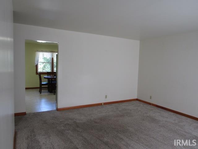 Photo 3 of Sale Pending at 9153 Denzer Rd, Evansville, IN 47720 | MLS# 202640059 | Listing updated on 2026-10-01
