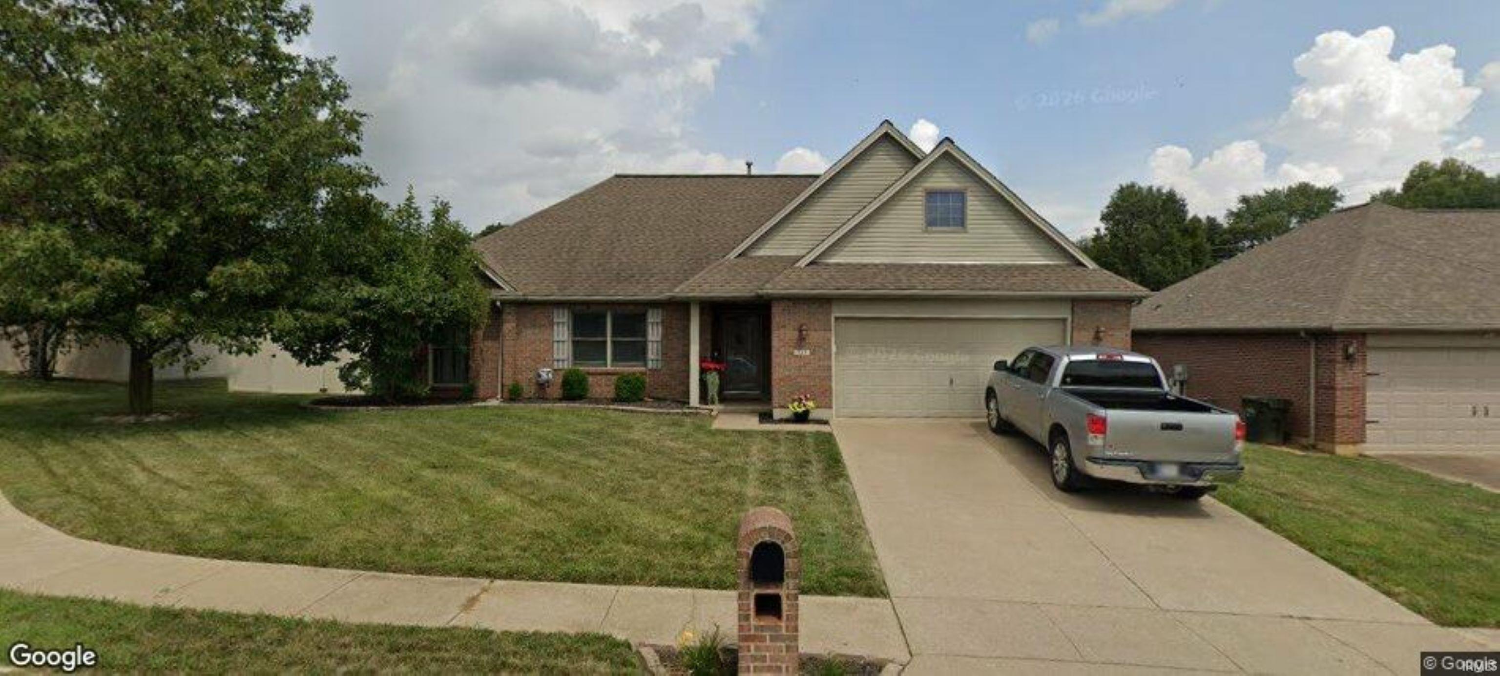 Photo 1 of Sale Pending at 727 Oleander Ln, Evansville, IN 47712 | MLS# 202640137 | Listing updated on 2026-10-06