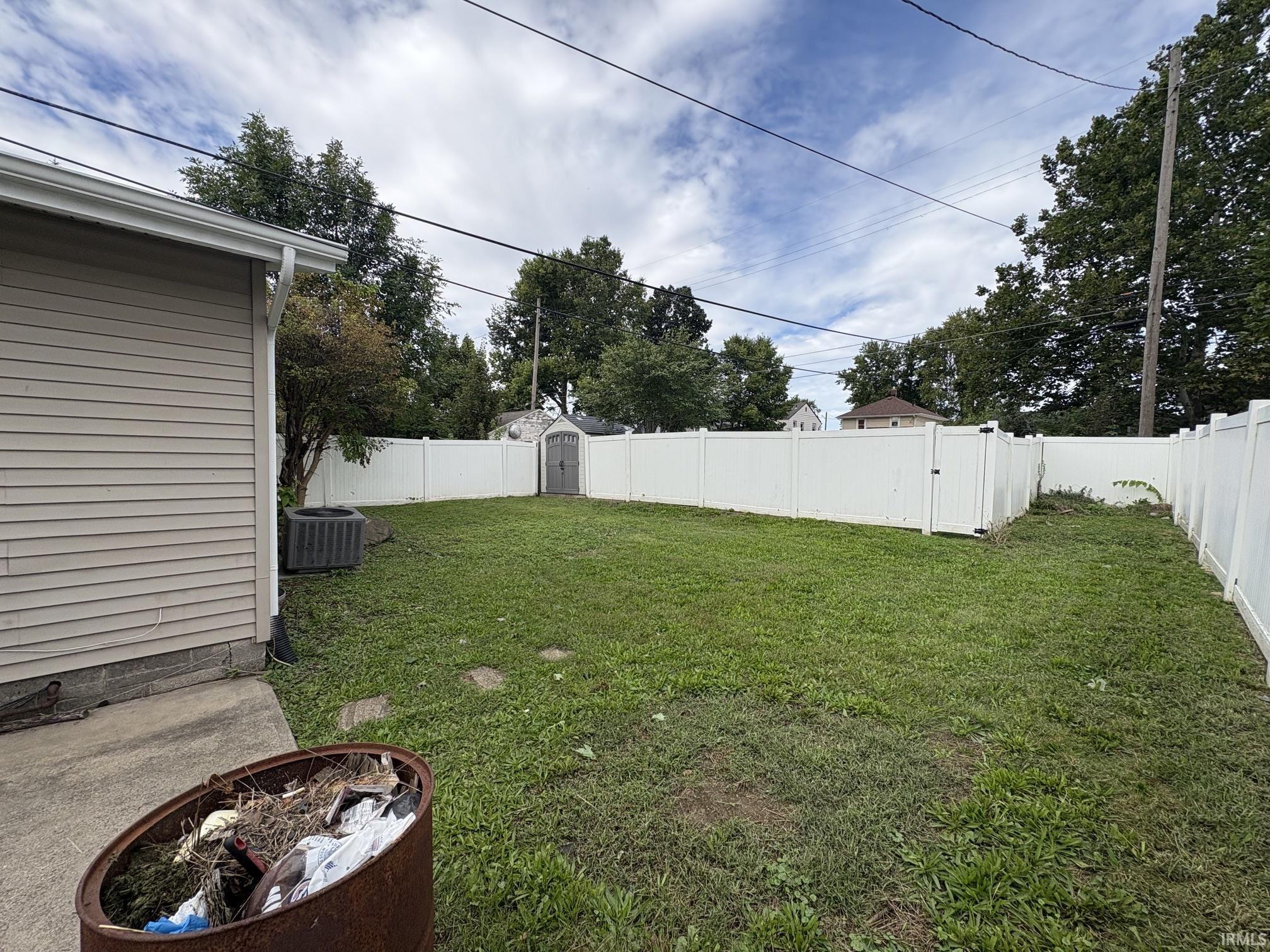 Photo 2 of Sale Pending at 280 Wright St, Huntington, IN 46750 | MLS# 202640222 | Listing updated on 2026-10-01