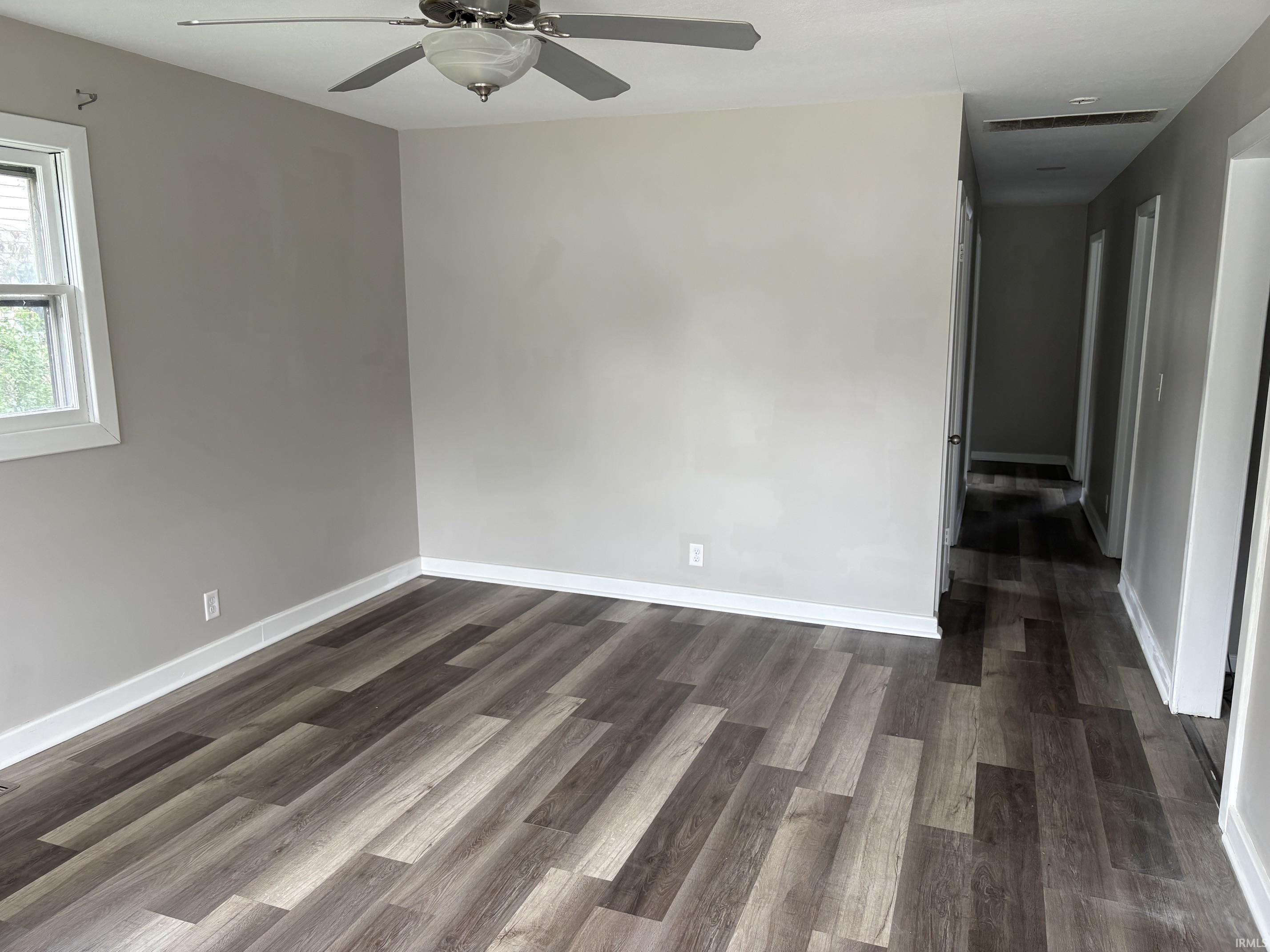 Photo 3 of Sale Pending at 280 Wright St, Huntington, IN 46750 | MLS# 202640222 | Listing updated on 2026-10-01