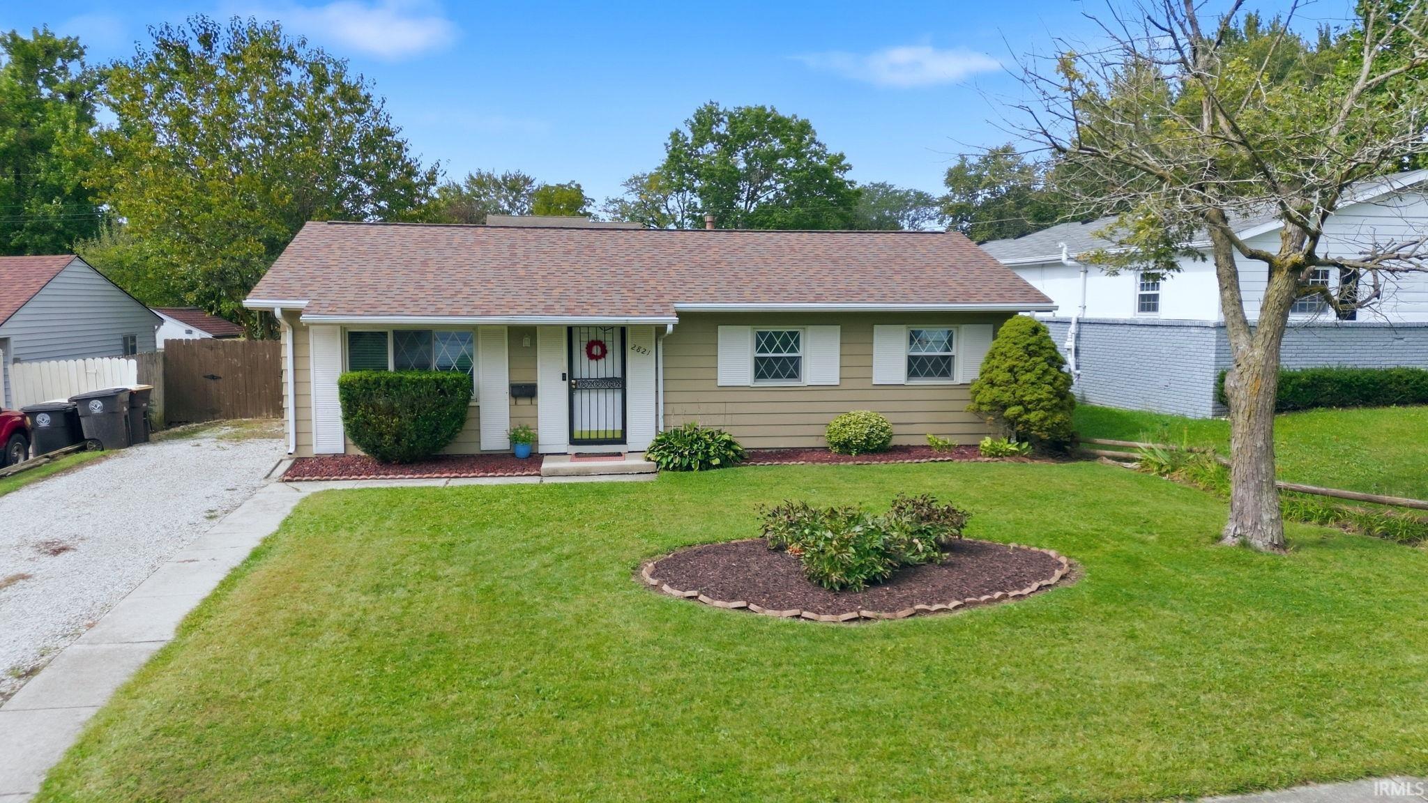 Photo 1 of Sale Pending at 2821 Barnhart Ave, Fort Wayne, IN 46805 | MLS# 202640386 | Listing updated on 2026-10-01