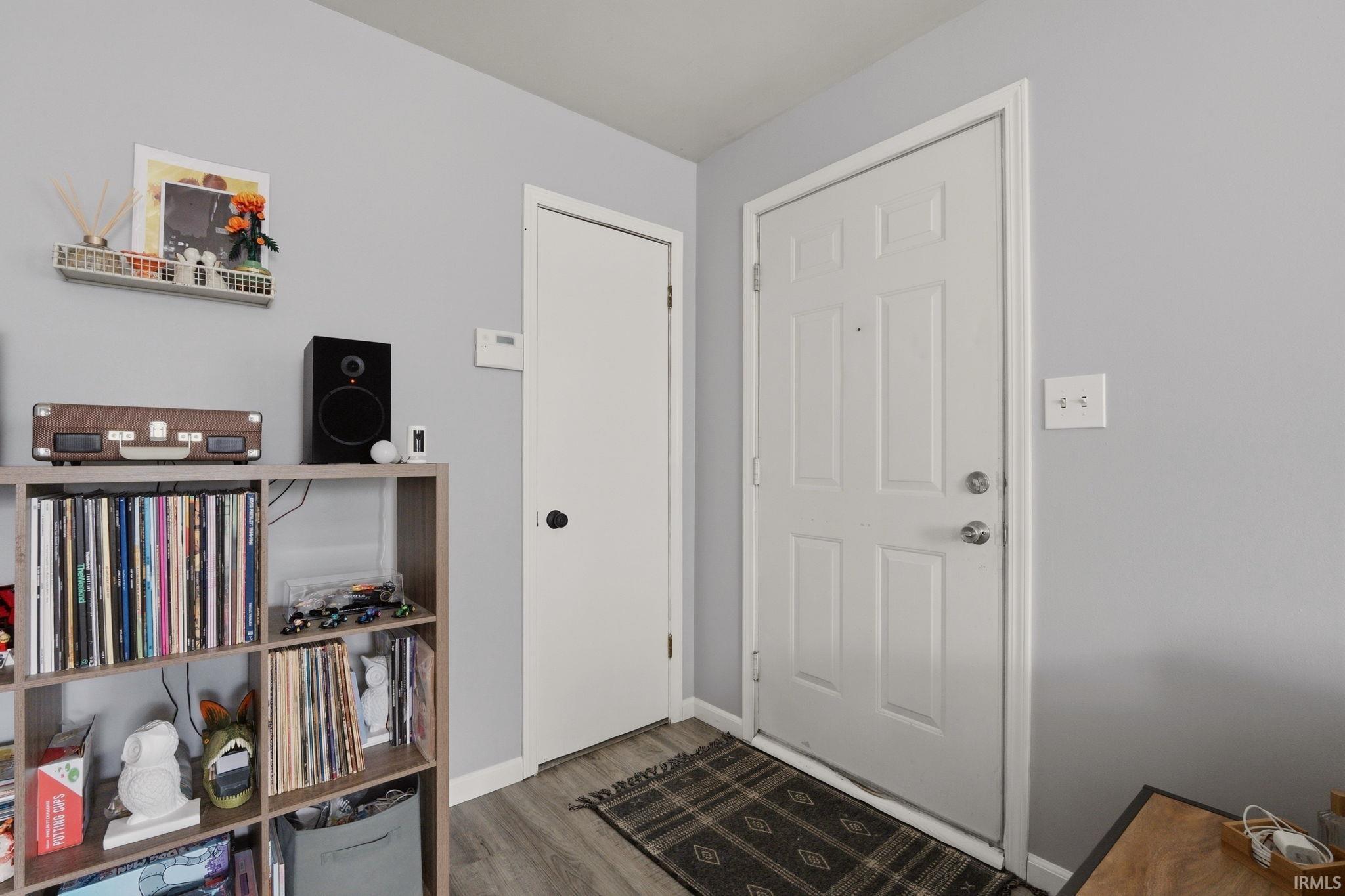 Photo 3 of Sale Pending at 2821 Barnhart Ave, Fort Wayne, IN 46805 | MLS# 202640386 | Listing updated on 2026-10-01