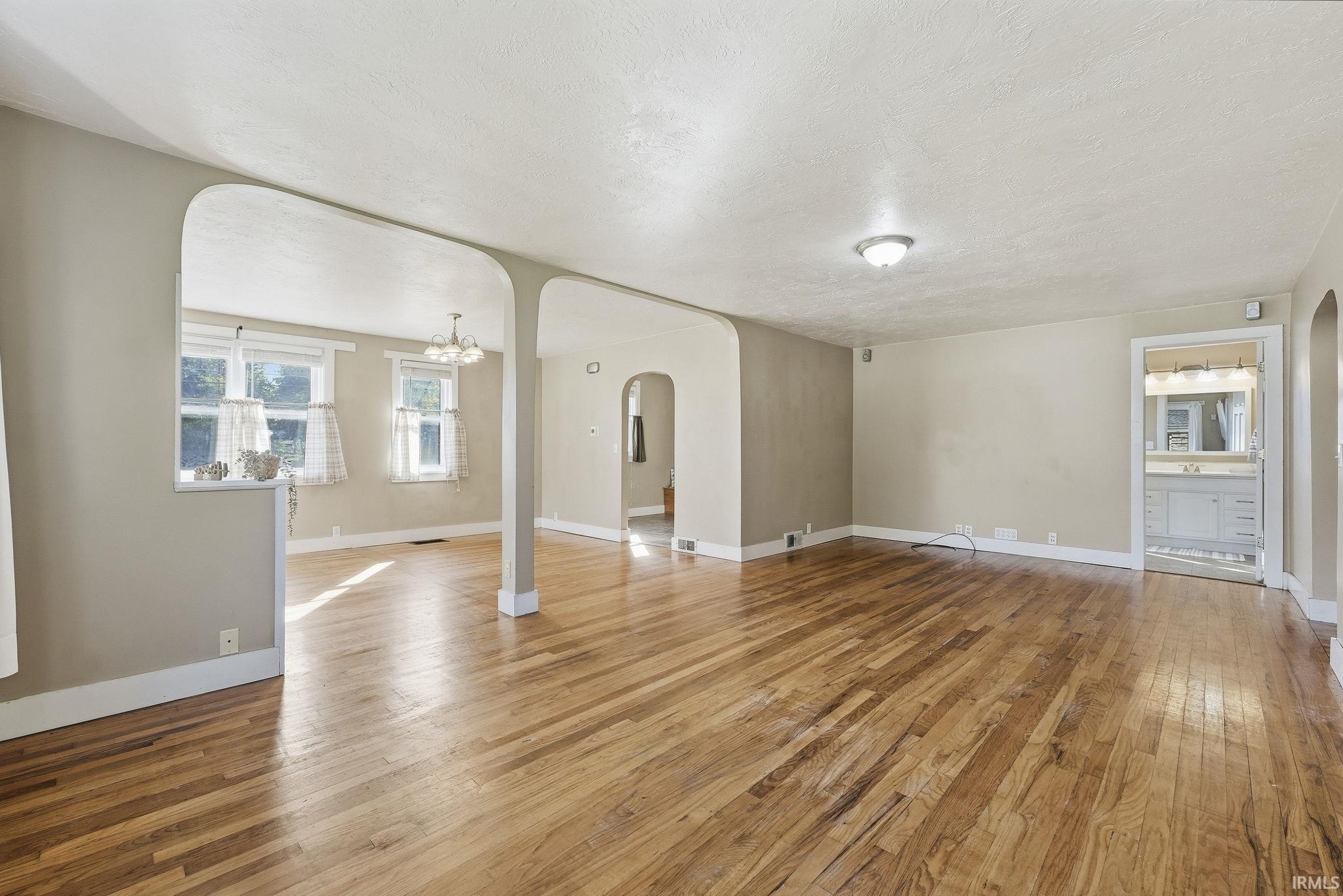 Photo 4 of Sale Pending at 317 W 16th Street, Auburn, IN 46706 | MLS# 202640411 | Listing updated on 2026-10-01