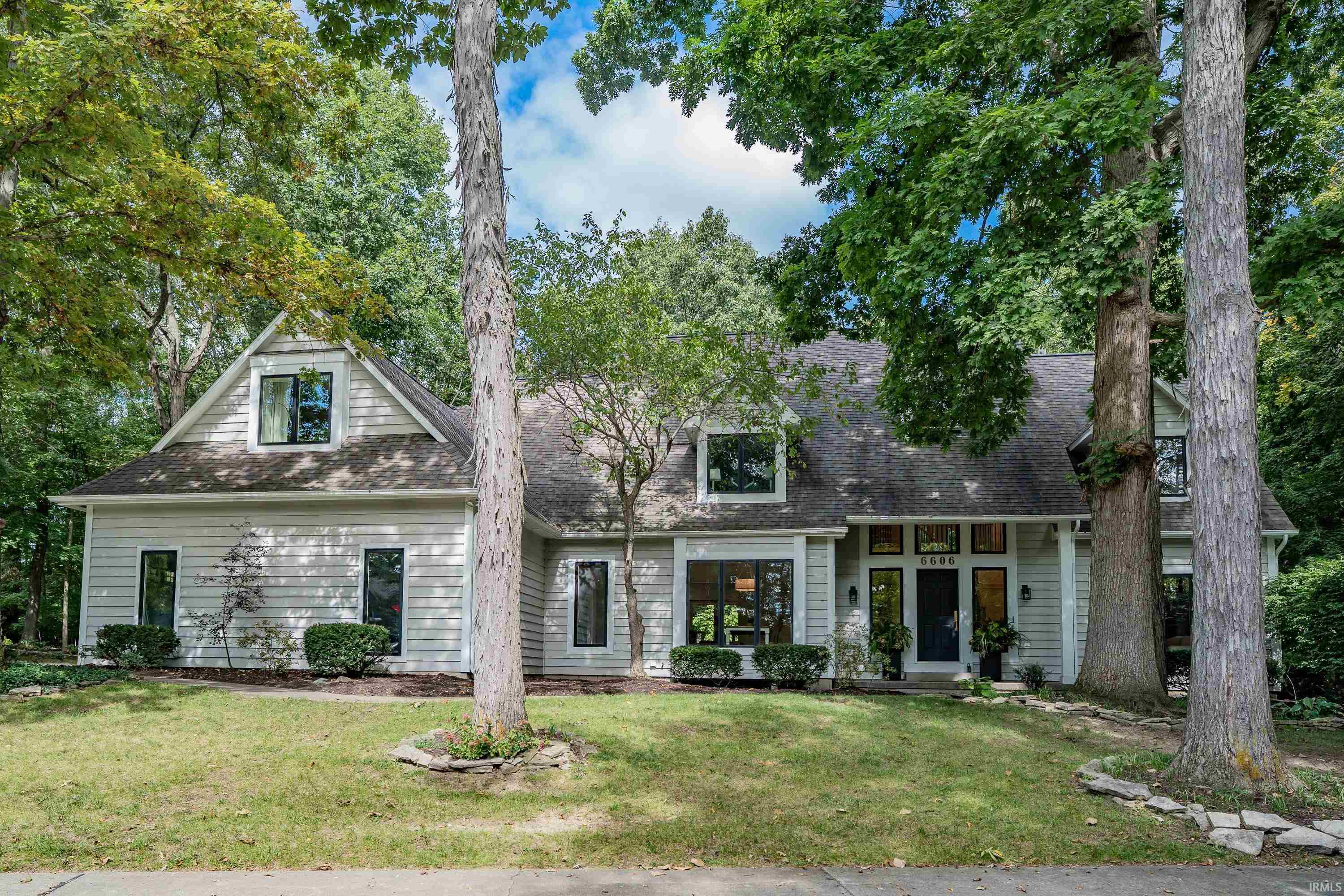 Photo 1 of Sale Pending at 6606 Sweet Wood Ct, Fort Wayne, IN 46814 | MLS# 202640436 | Listing updated on 2026-10-02