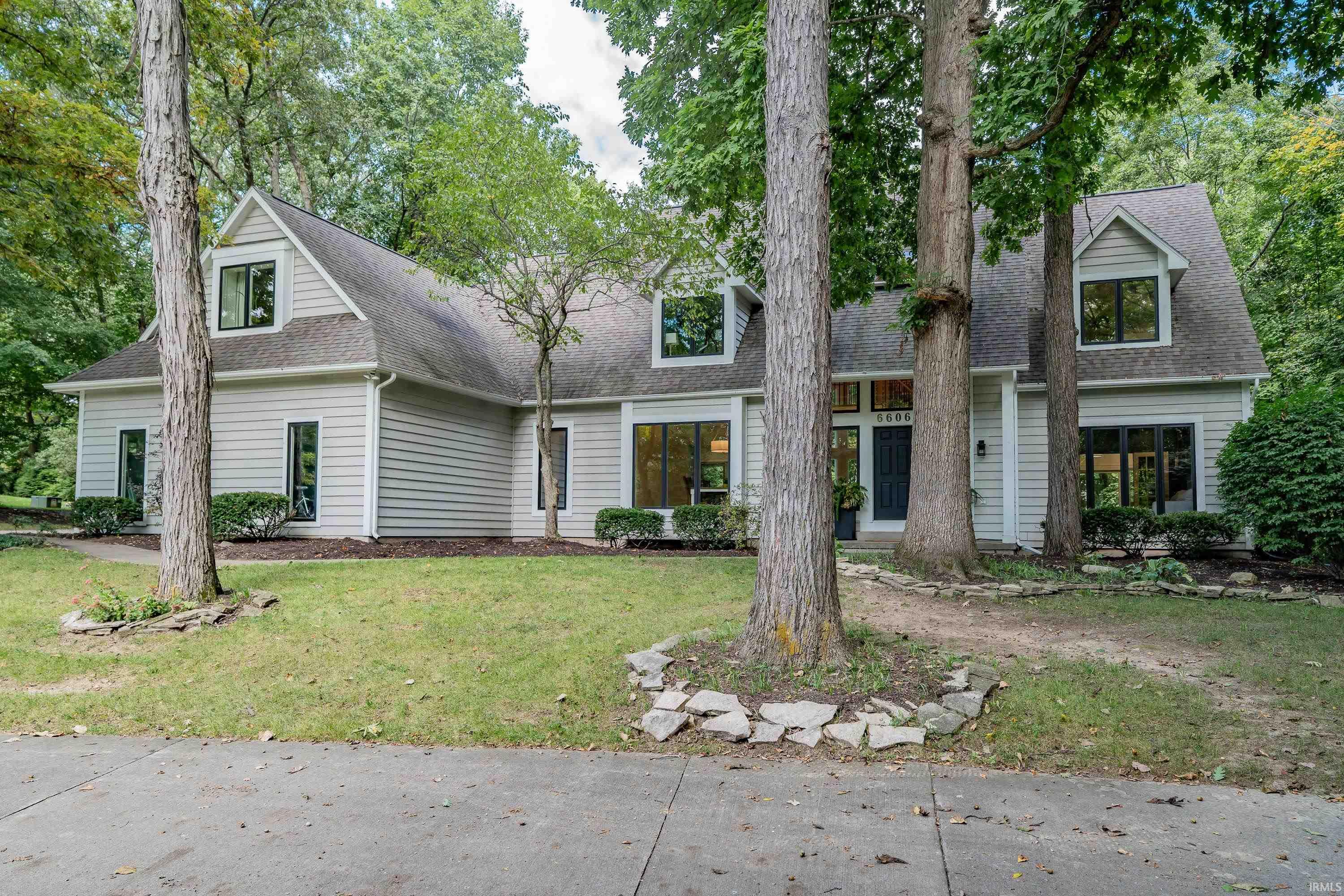 Photo 3 of Sale Pending at 6606 Sweet Wood Ct, Fort Wayne, IN 46814 | MLS# 202640436 | Listing updated on 2026-10-02