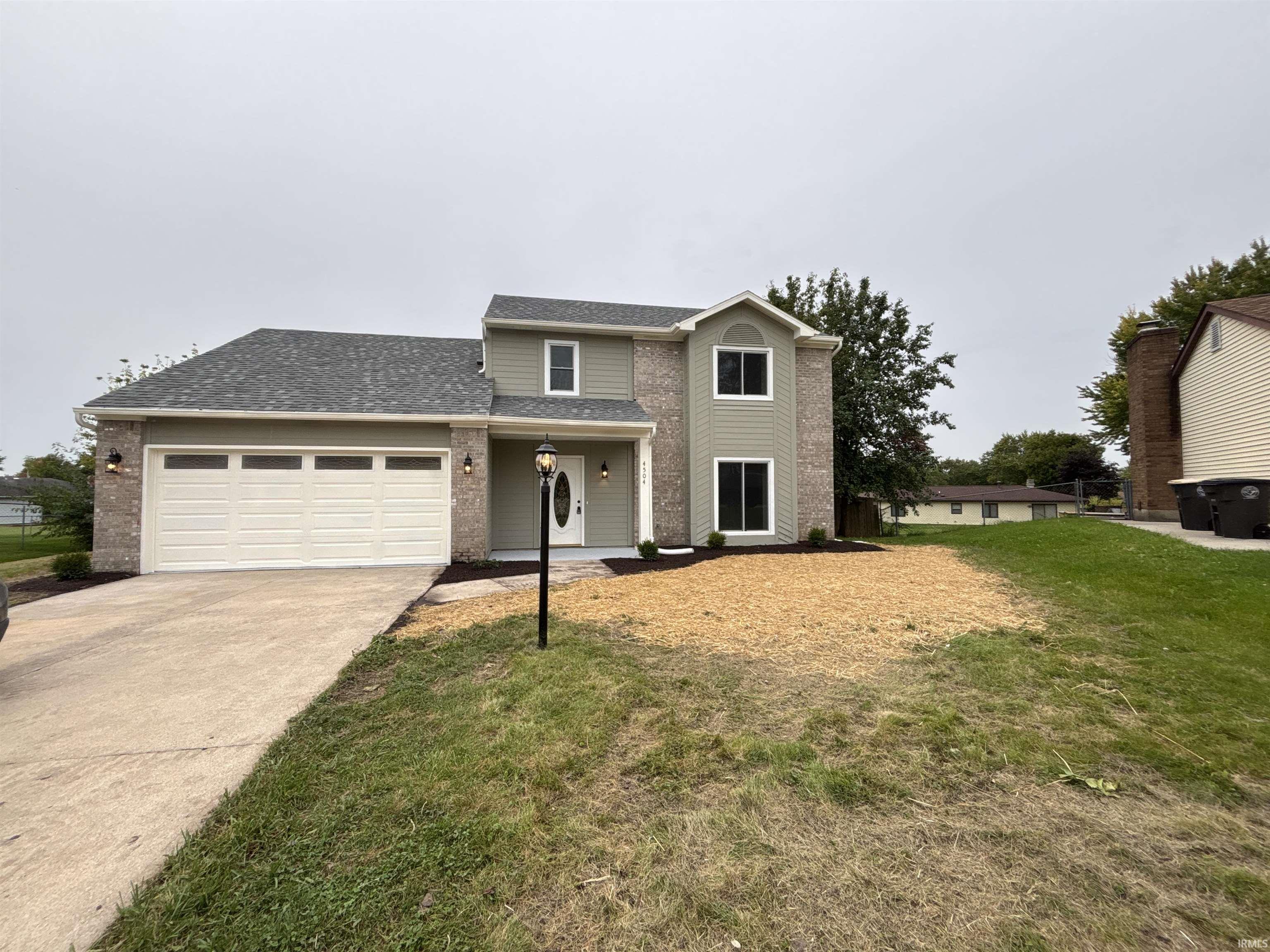 Photo 3 of Sale Pending at 4504 Woodlynn Ct, Fort Wayne, IN 46816 | MLS# 202640524 | Listing updated on 2026-10-01