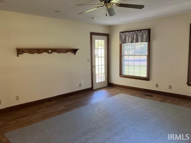 Photo 4 of Sale Pending at 1042 N Quail Ridge Cir, Vincennes, IN 47591 | MLS# 202640664 | Listing updated on 2026-10-01