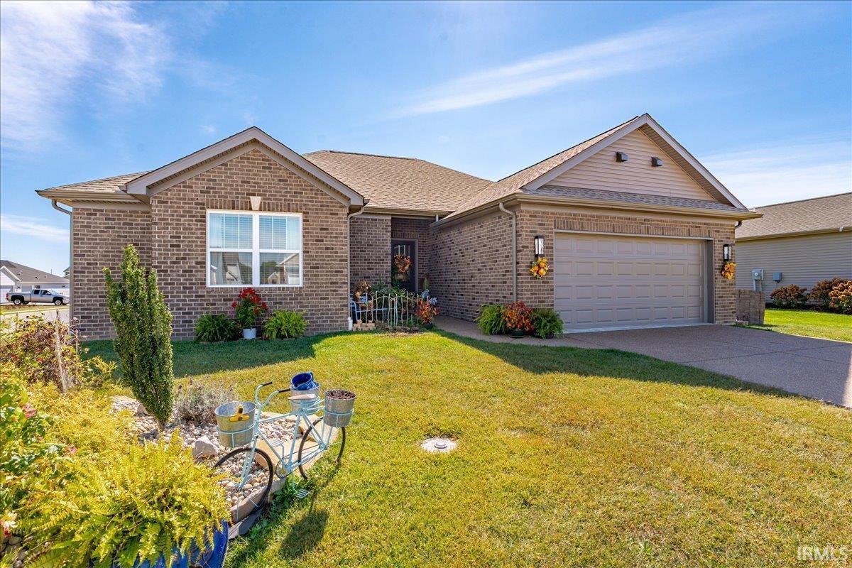 Photo 2 of Manufactured home for sale at 7521 Brinkley Ct, Evansville, IN 47715 | MLS# 202640839 | Listing updated on 2026-10-26