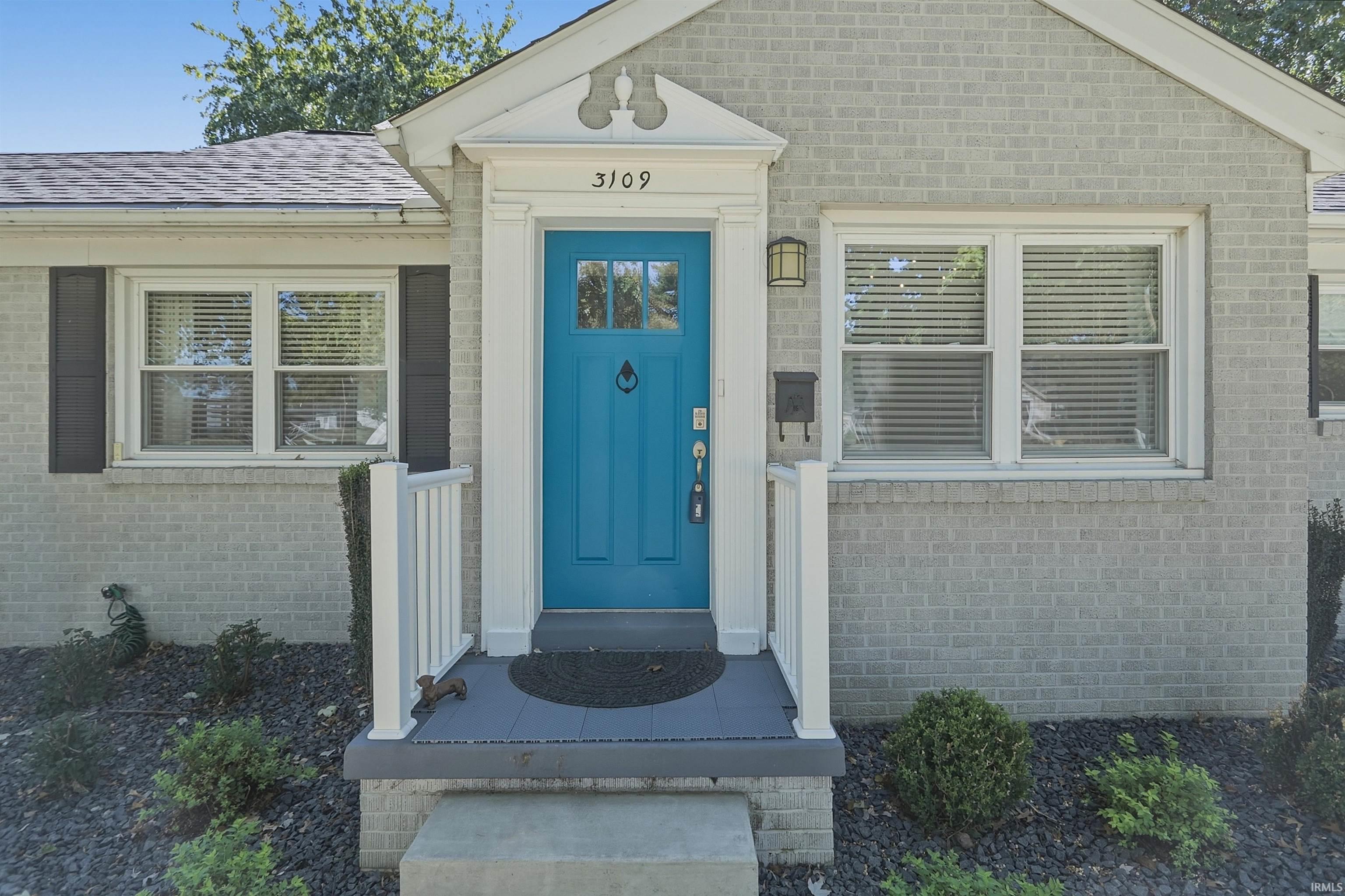 Photo 3 of Manufactured home for sale at 3109 E Cherry St, Evansville, IN 47714 | MLS# 202640847 | Listing updated on 2026-10-08