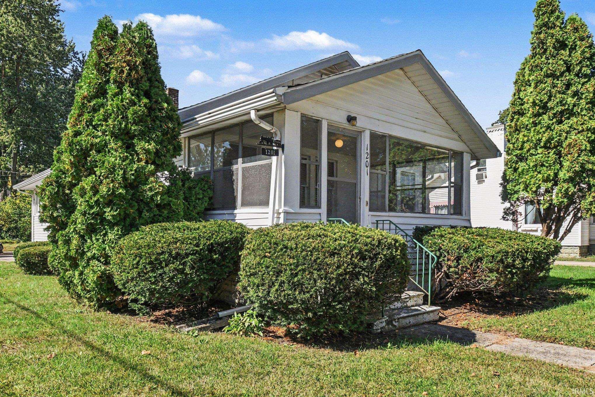 Photo 1 of Manufactured home for sale at 1201 Magnolia Ave, Elkhart, IN 46514 | MLS# 202641008 | Listing updated on 2026-10-07