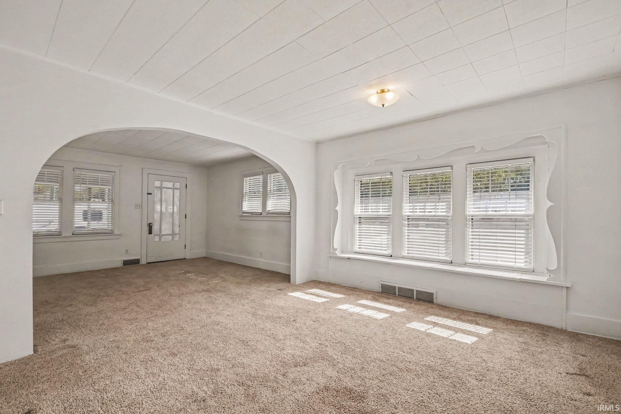 Photo 4 of Manufactured home for sale at 1201 Magnolia Ave, Elkhart, IN 46514 | MLS# 202641008 | Listing updated on 2026-10-07