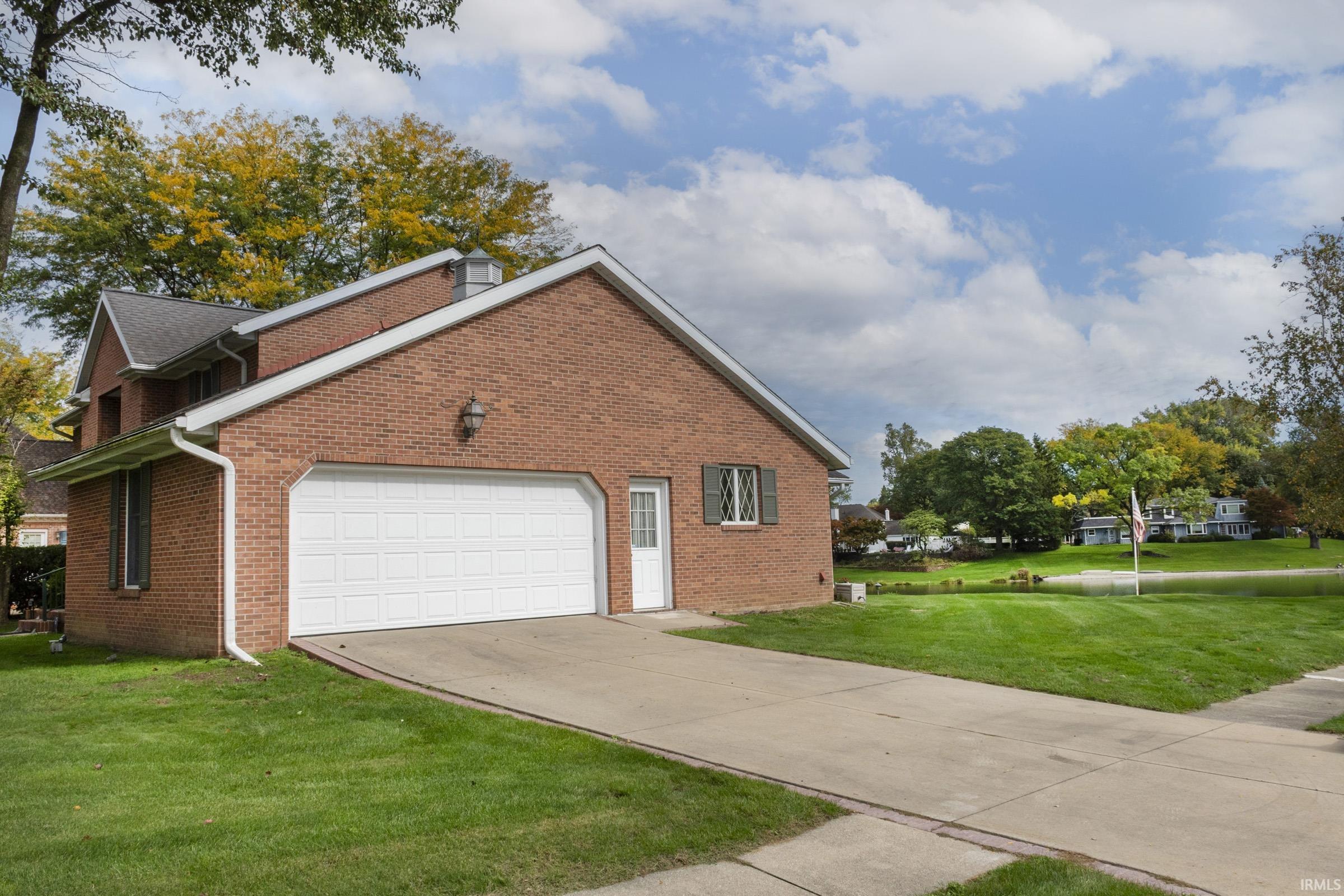 Photo 3 of Manufactured home for sale at 3040 Twin Pines Point, Elkhart, IN 46514 | MLS# 202641052 | Listing updated on 2026-10-05