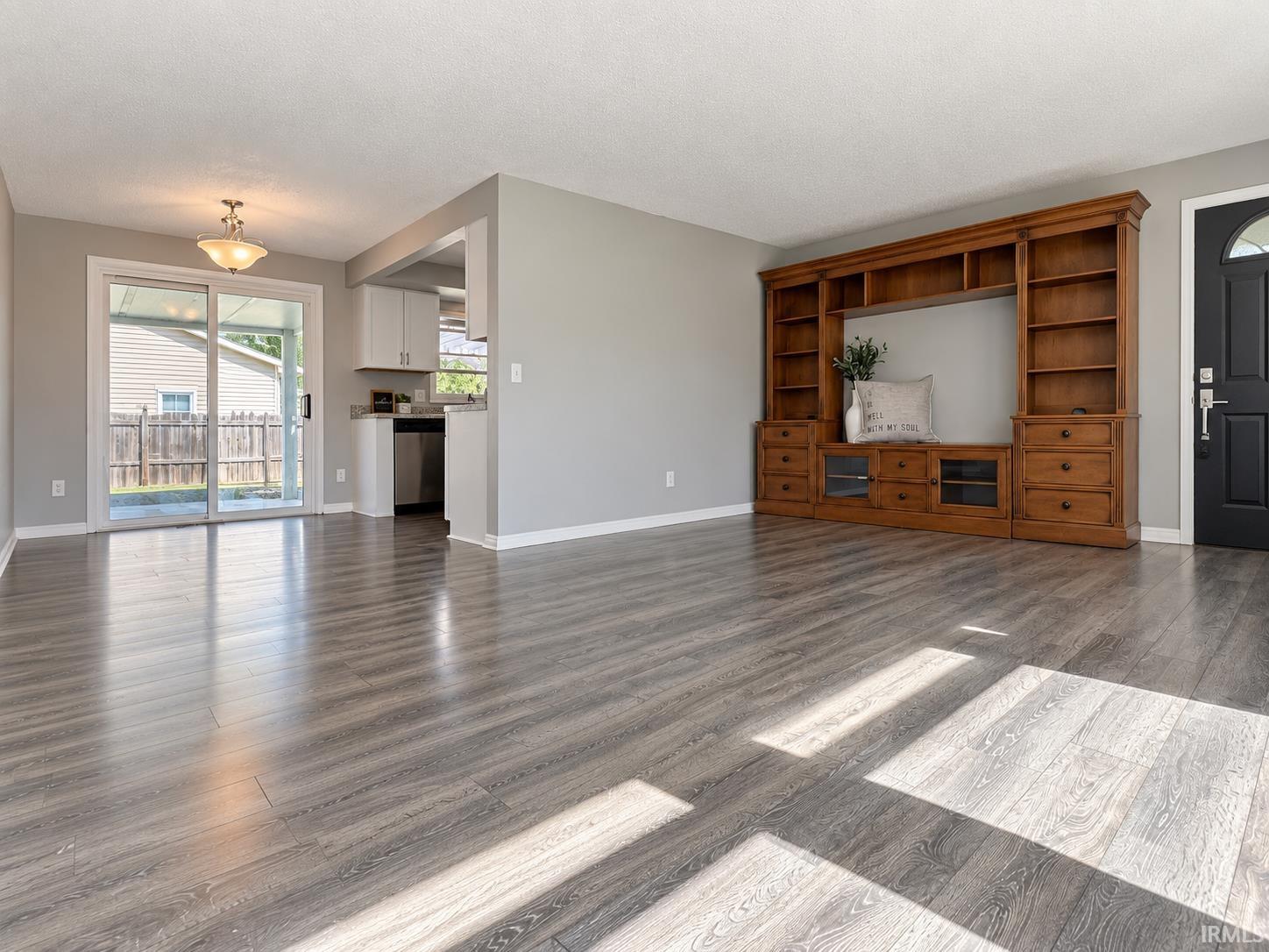 Photo 4 of Manufactured home for sale at 6407 Sunland Dr, Fort Wayne, IN 46815 | MLS# 202641113 | Listing updated on 2026-10-06