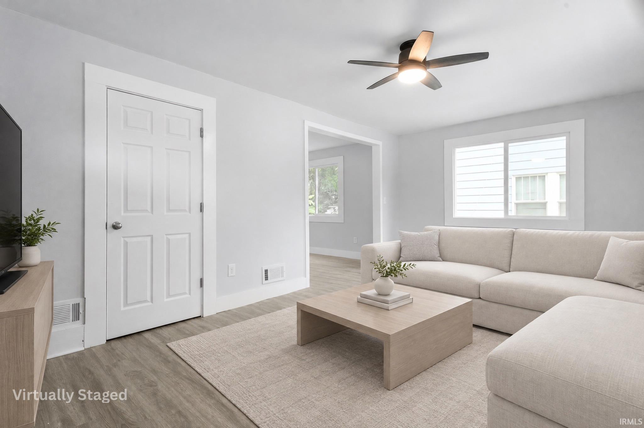 Photo 2 of Manufactured home for sale at 1046 Lawndale Ave, South Bend, IN 46628 | MLS# 202641144 | Listing updated on 2026-10-05