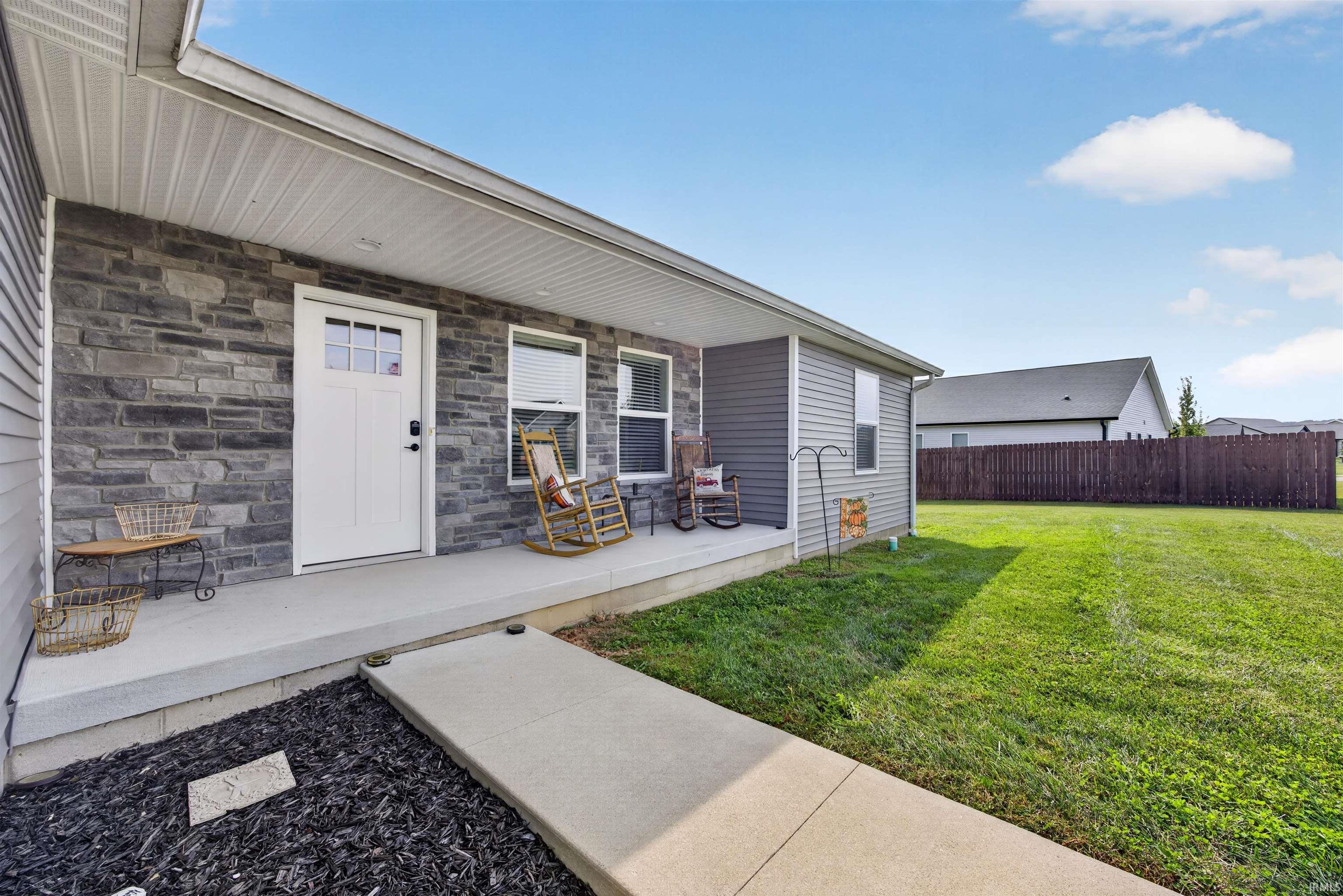 Photo 3 of Manufactured home for sale at 686 E Jessica St, Ellettsville, IN 47429 | MLS# 202641165 | Listing updated on 2026-10-05
