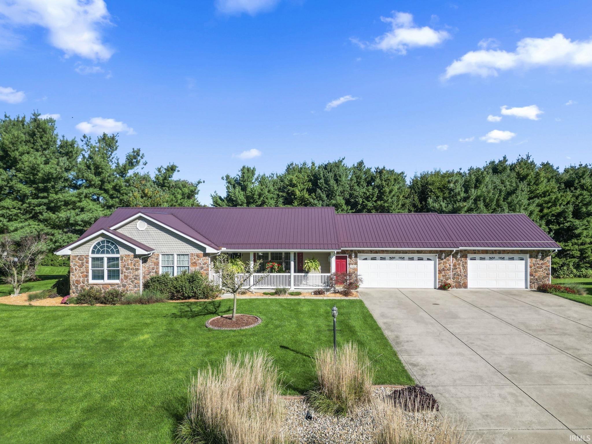 Manufactured home for sale at 1000 E Country Ln, Shipshewana, IN 46565 | MLS# 202641184