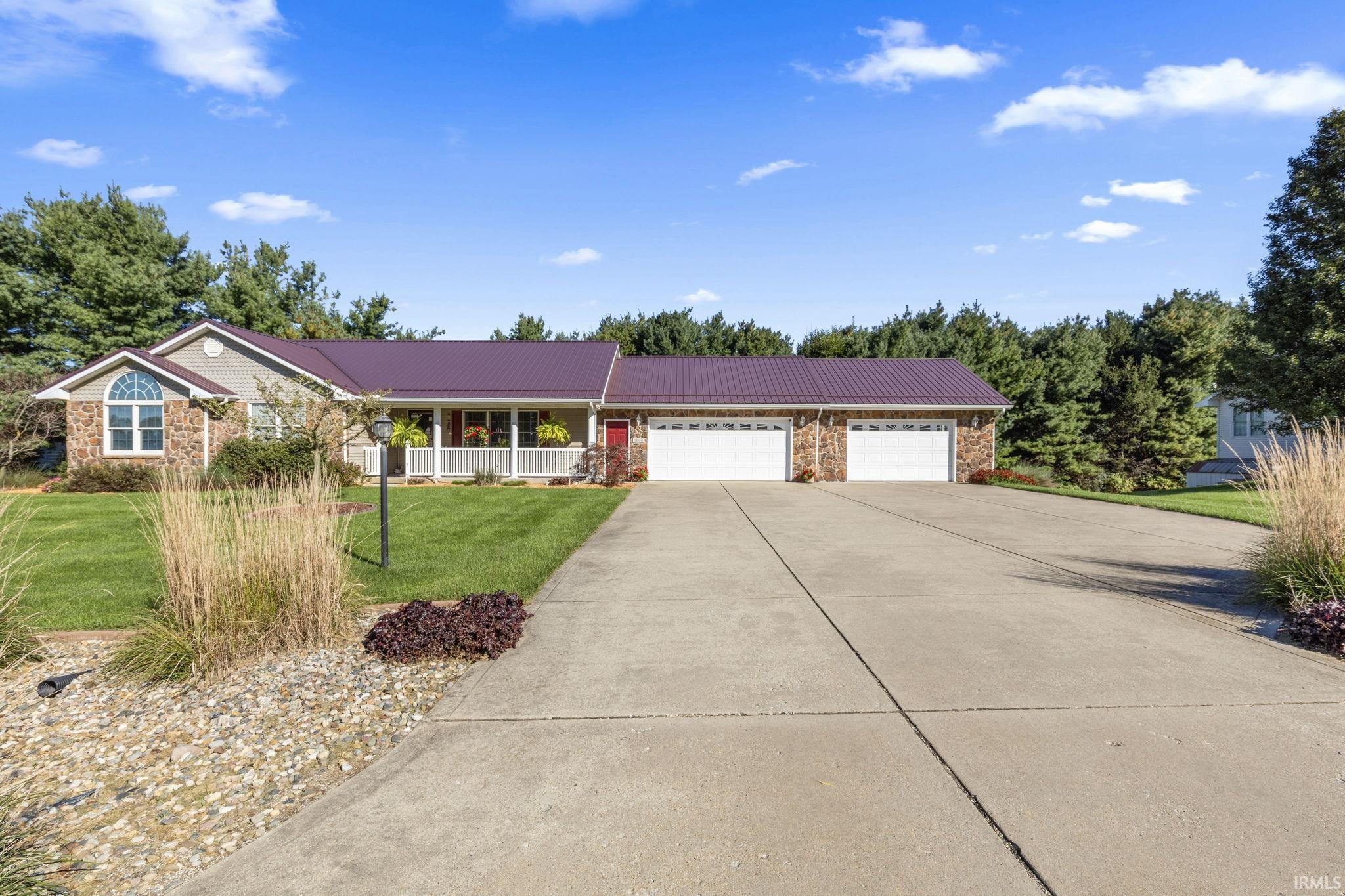 Photo 2 of Manufactured home for sale at 1000 E Country Ln, Shipshewana, IN 46565 | MLS# 202641184 | Listing updated on 2026-10-05