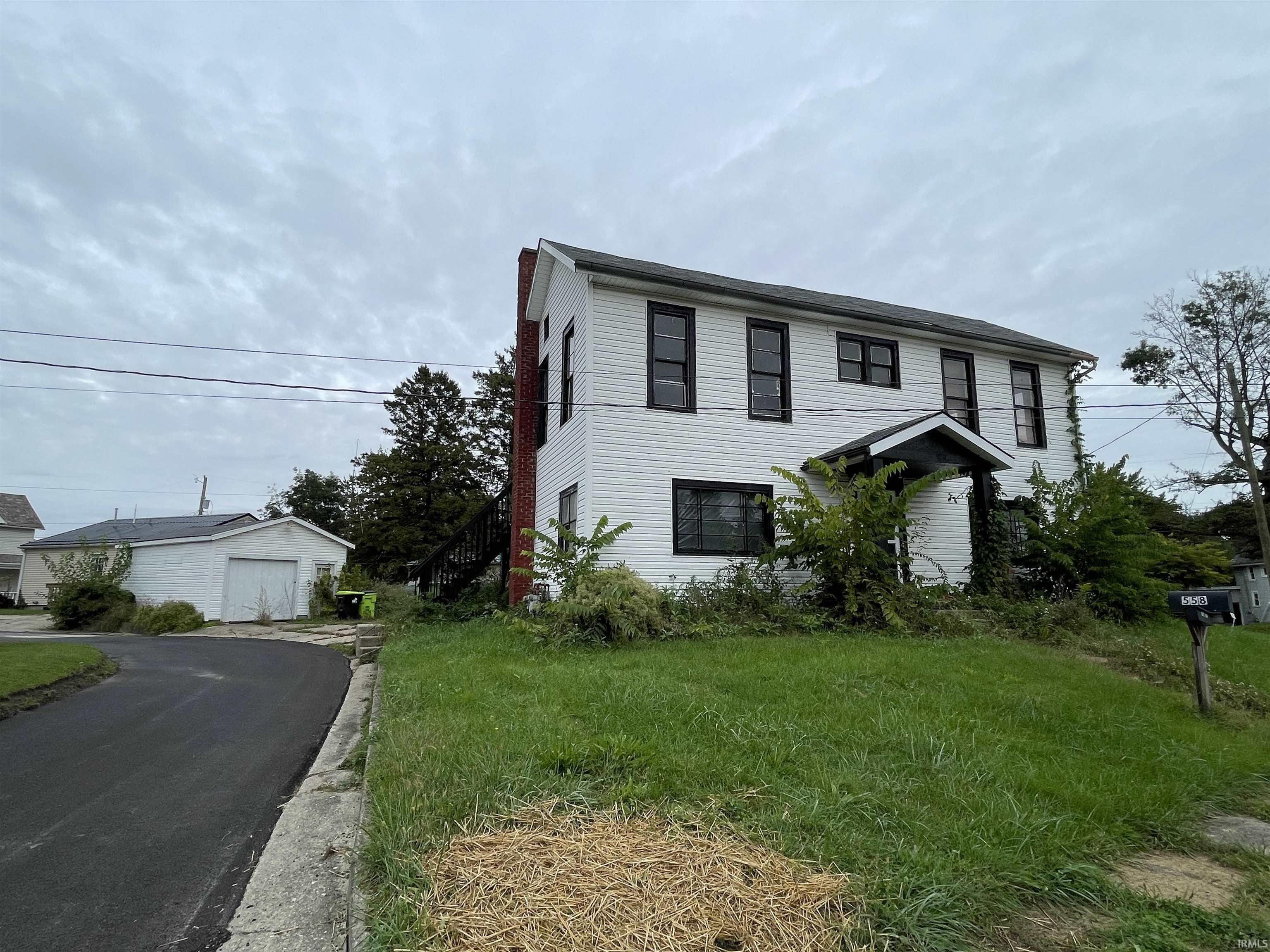 Photo 2 of Manufactured home for sale at 558 Iva St, Huntington, IN 46750 | MLS# 202641187 | Listing updated on 2026-10-05