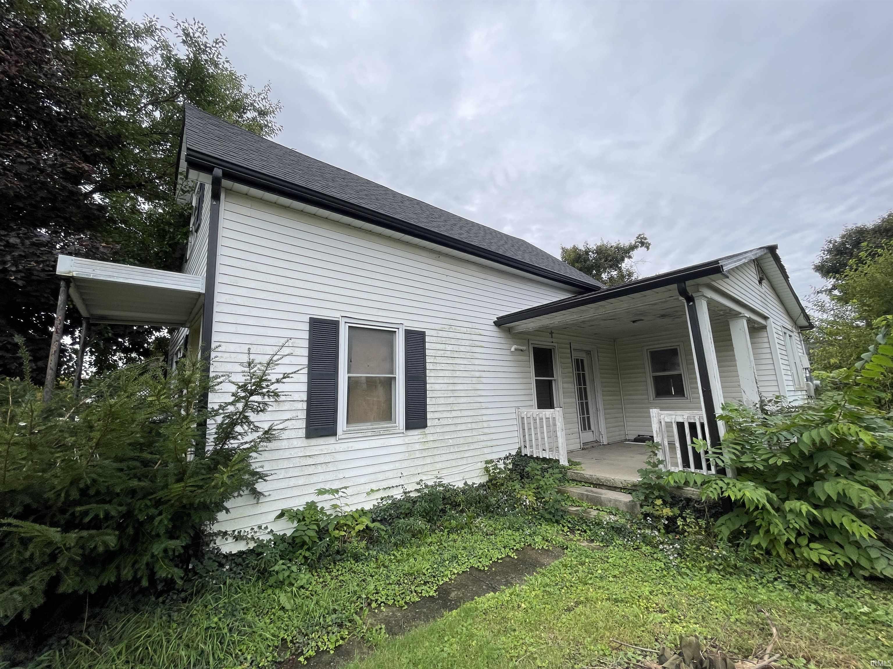 Photo 3 of Manufactured home for sale at 1234 Salamonie Ave, Huntington, IN 46750 | MLS# 202641192 | Listing updated on 2026-10-05